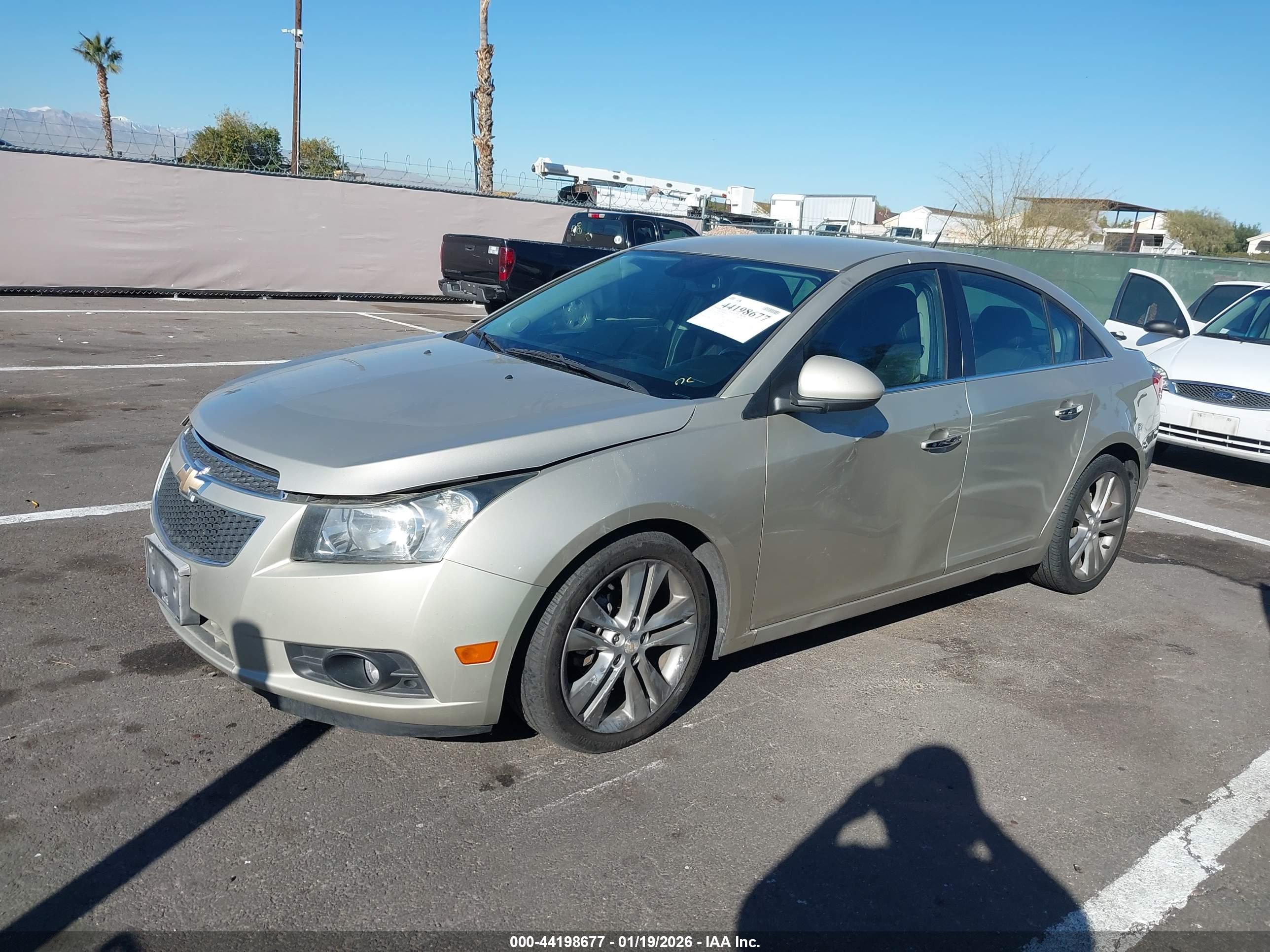 CHEVROLET CRUZE image 6