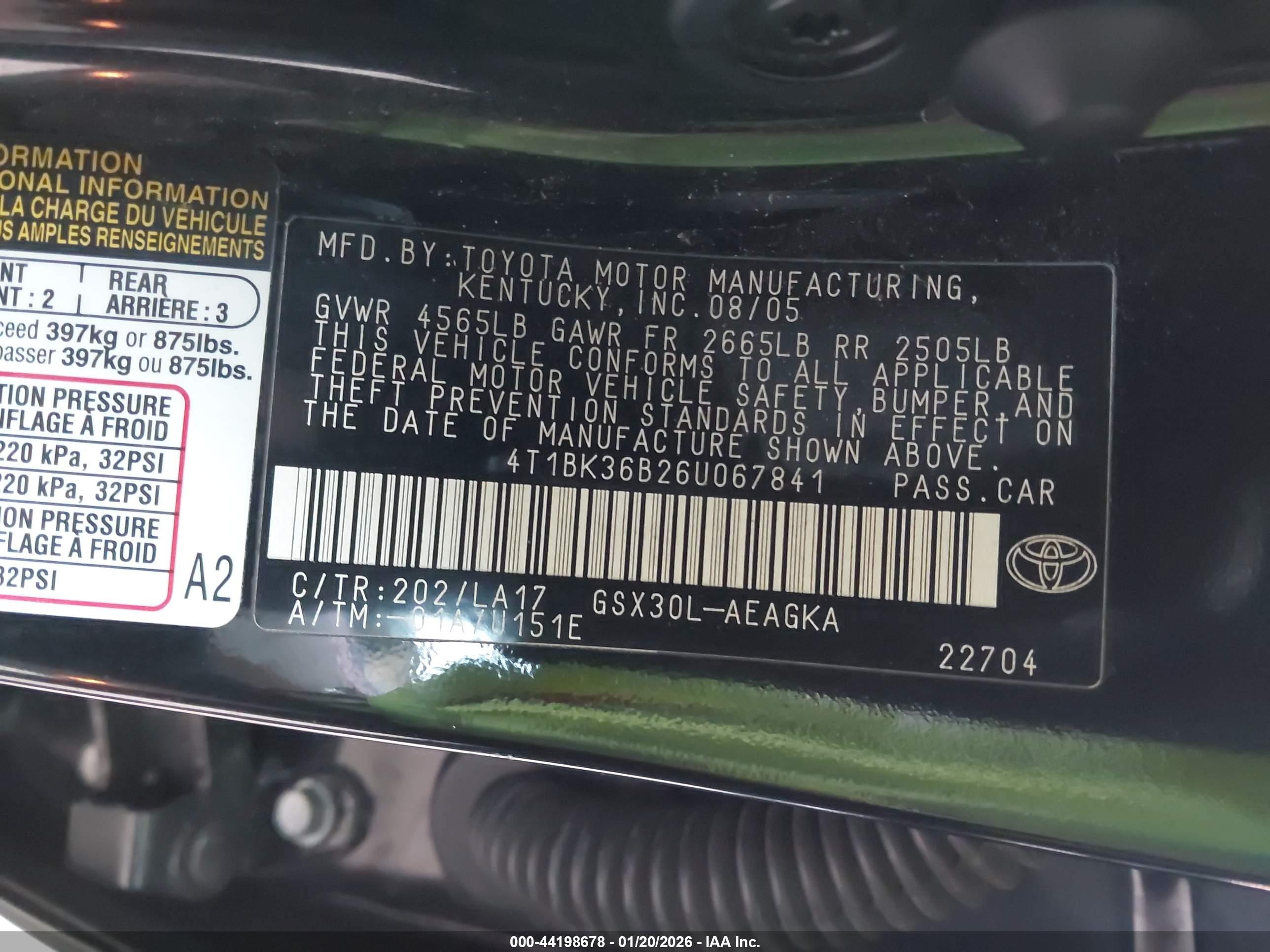 TOYOTA AVALON image 9
