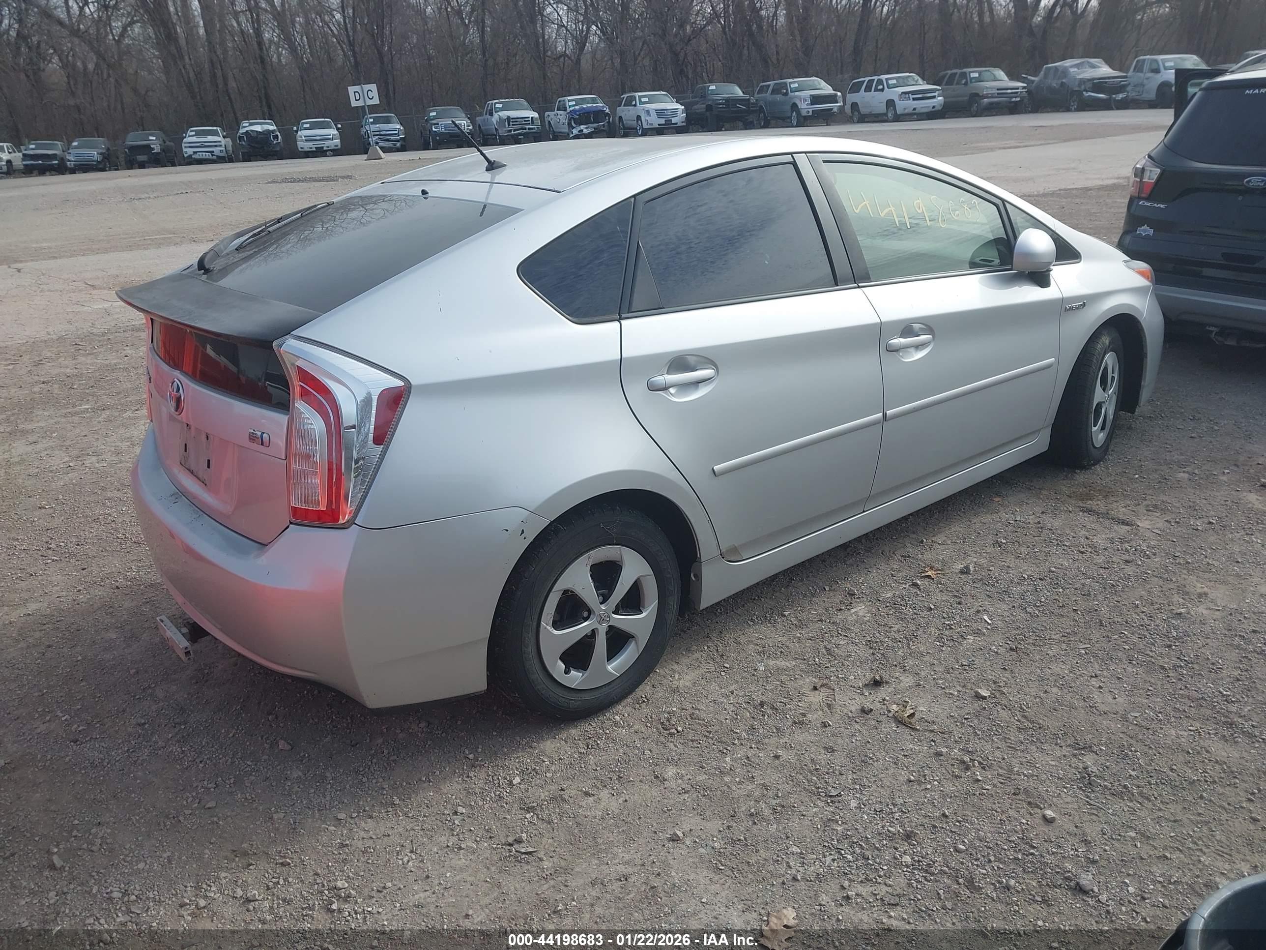TOYOTA PRIUS image 4