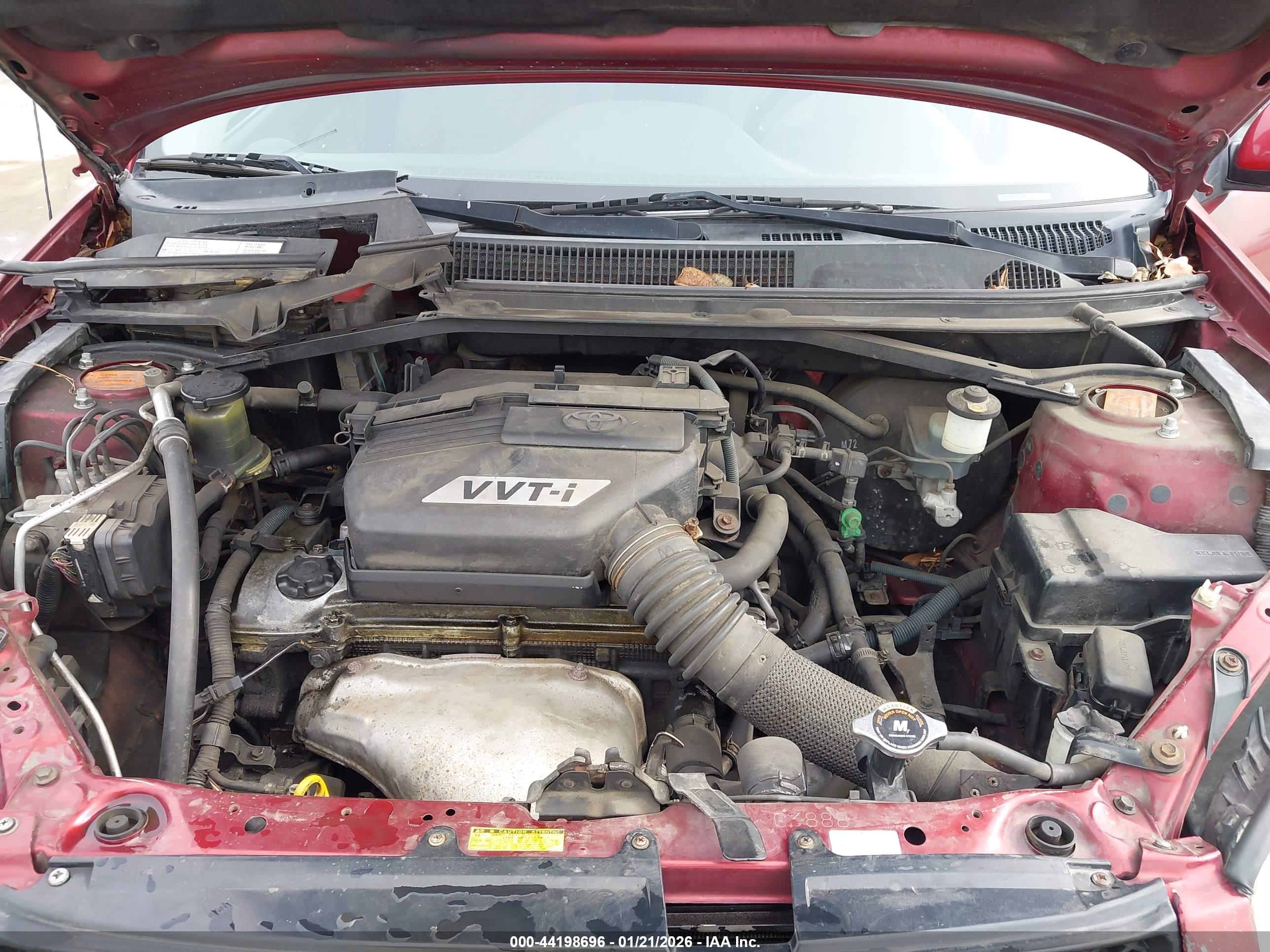 TOYOTA RAV4 image 10