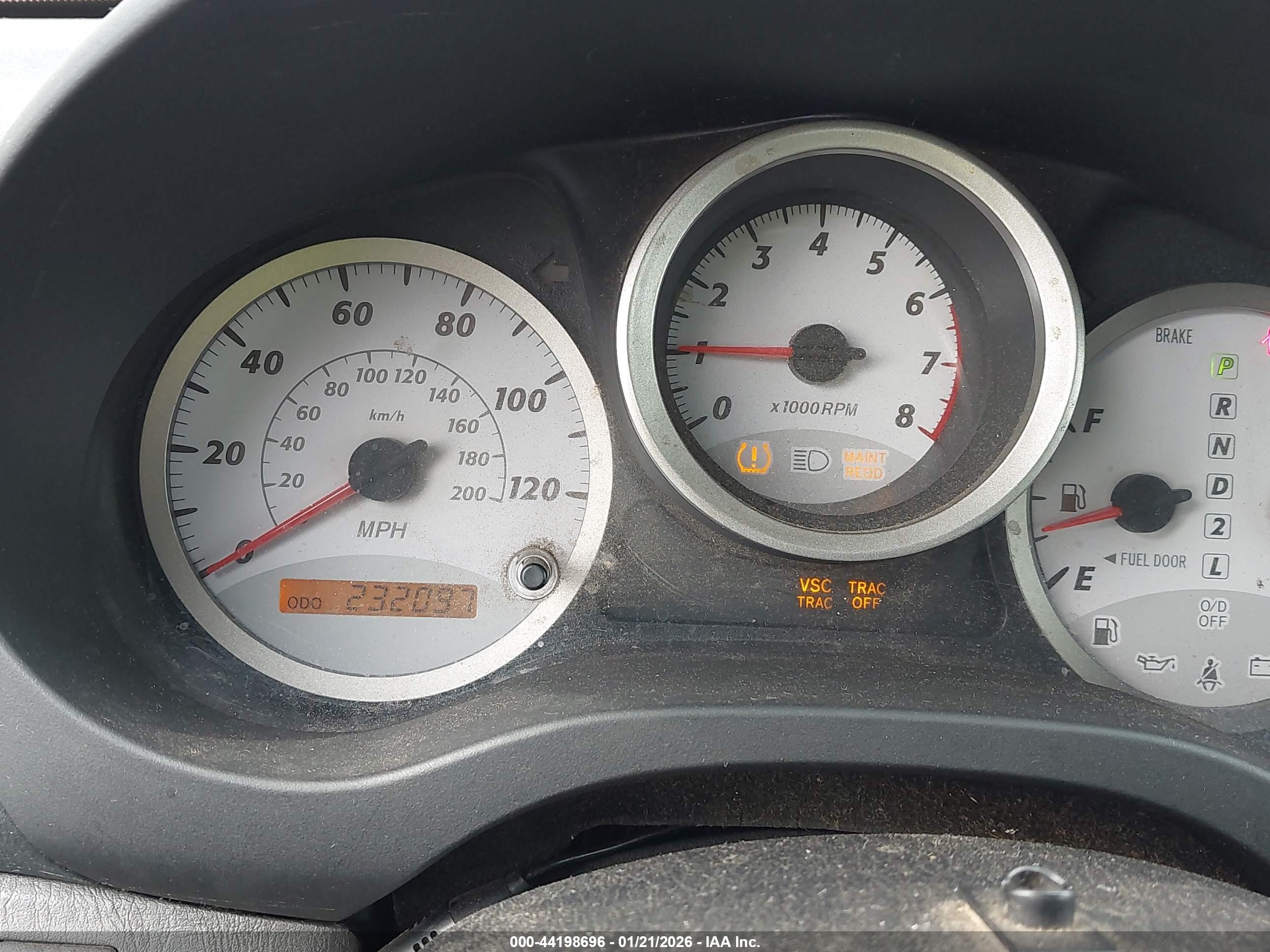 TOYOTA RAV4 image 7