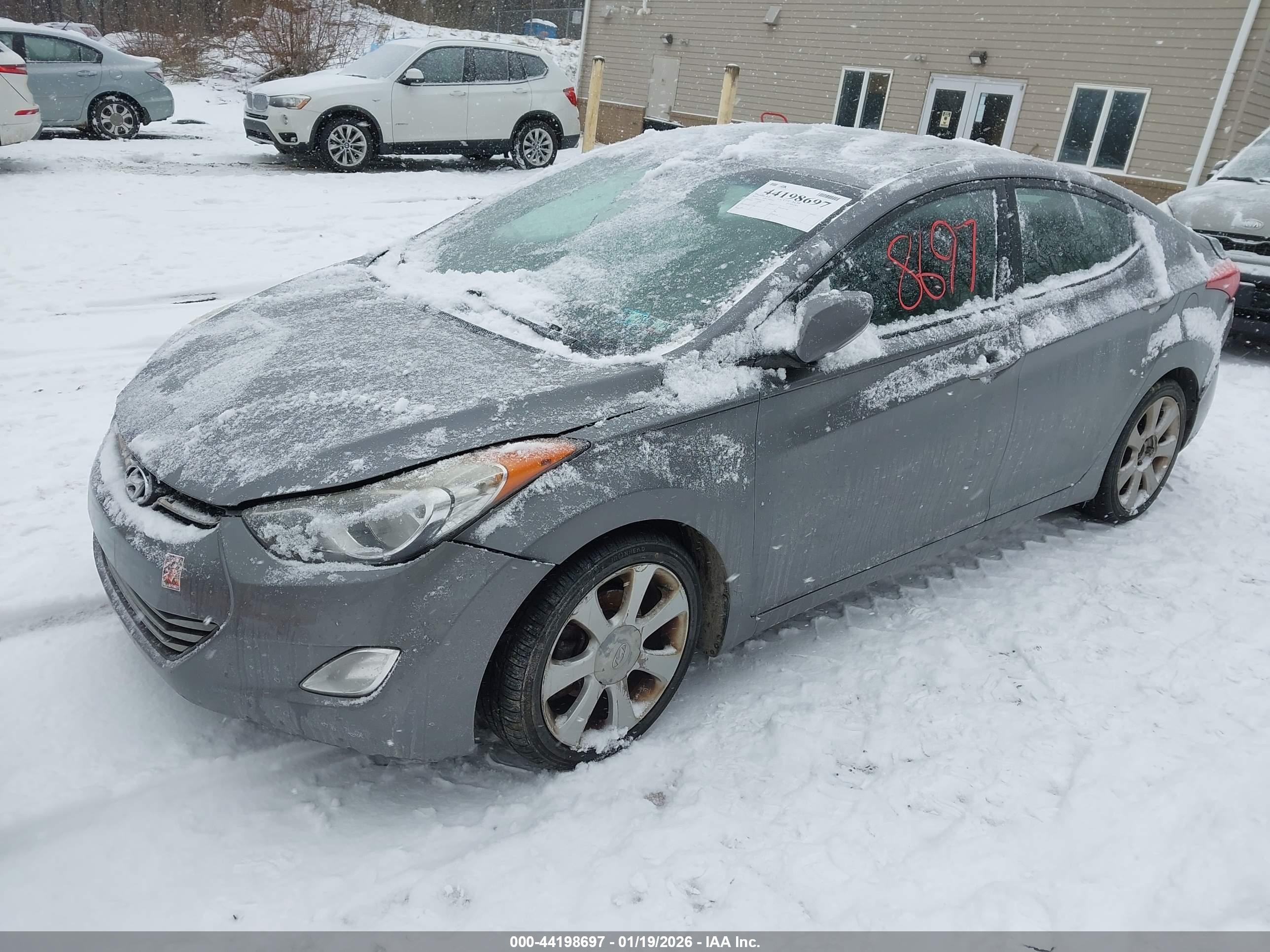 HYUNDAI ELANTRA image 2