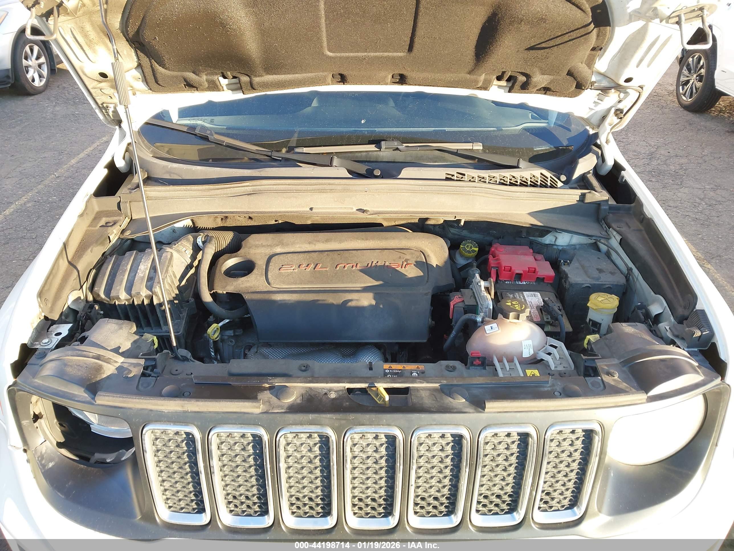 JEEP RENEGADE image 10