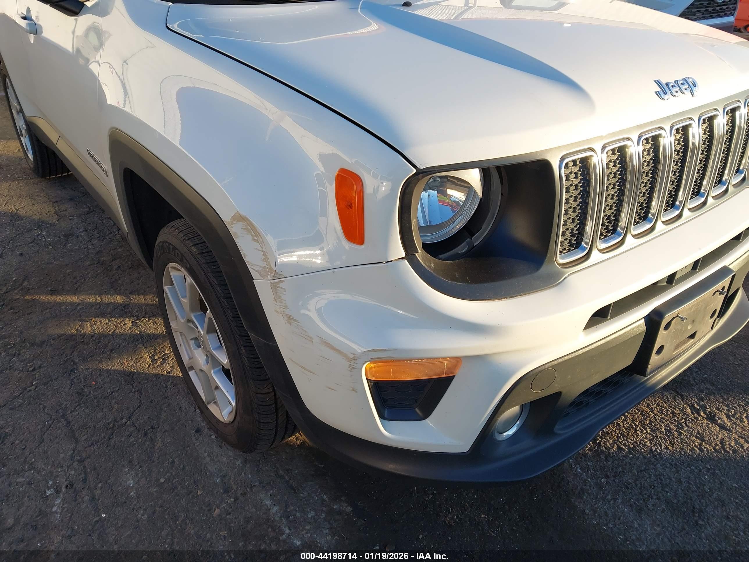 JEEP RENEGADE image 6