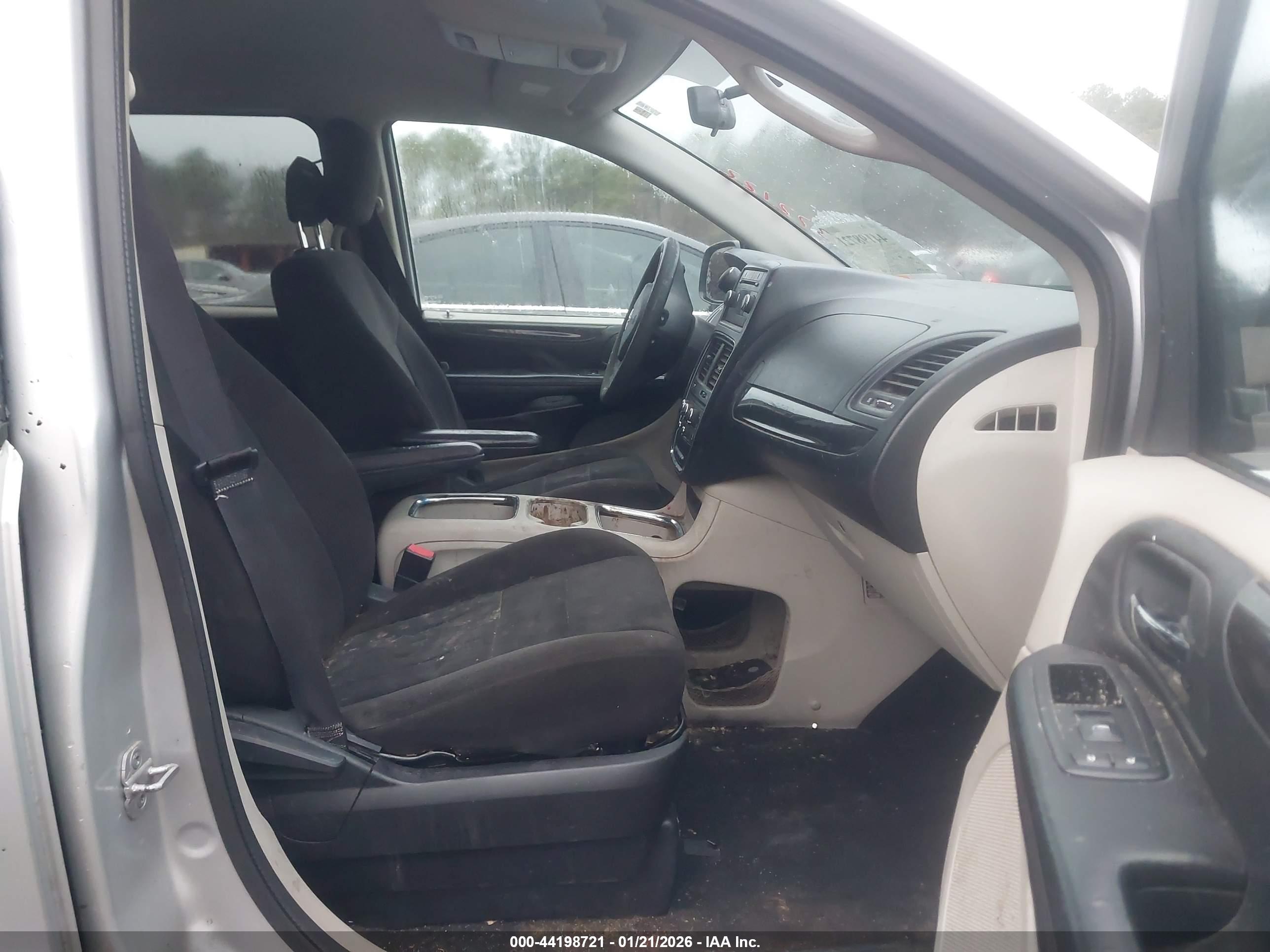 DODGE GRAND image 5