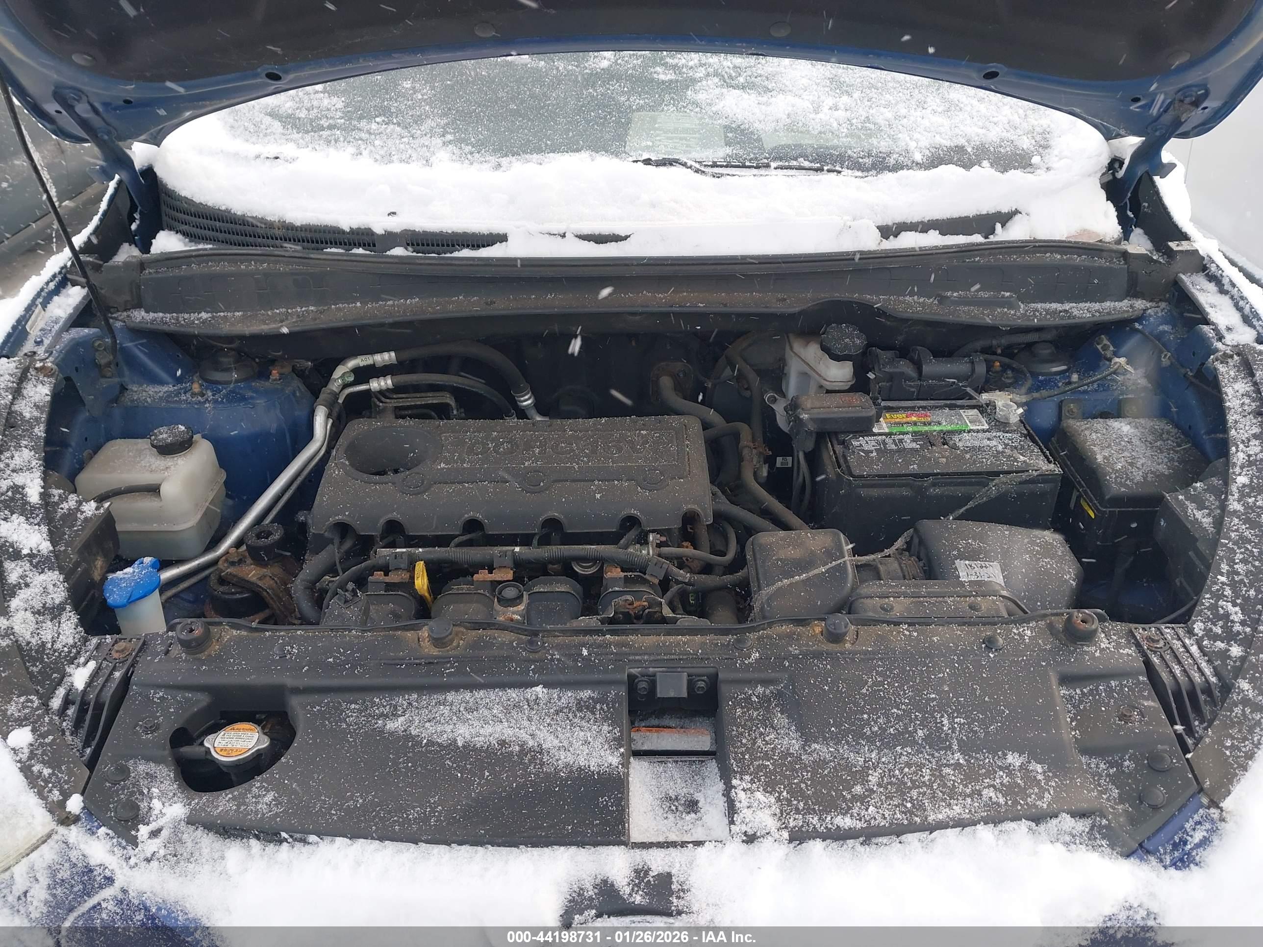 HYUNDAI TUCSON image 10