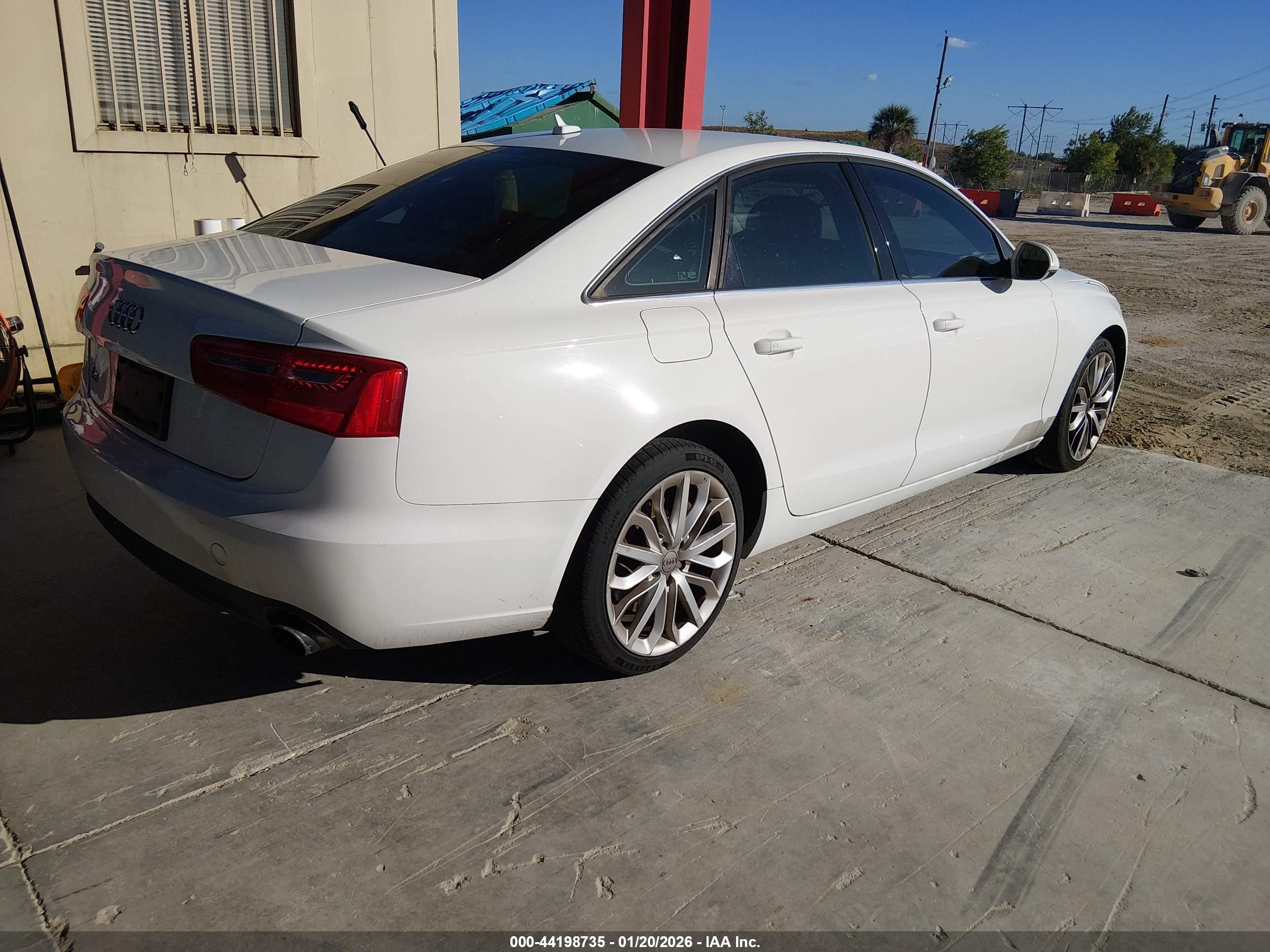AUDI A6 image 4