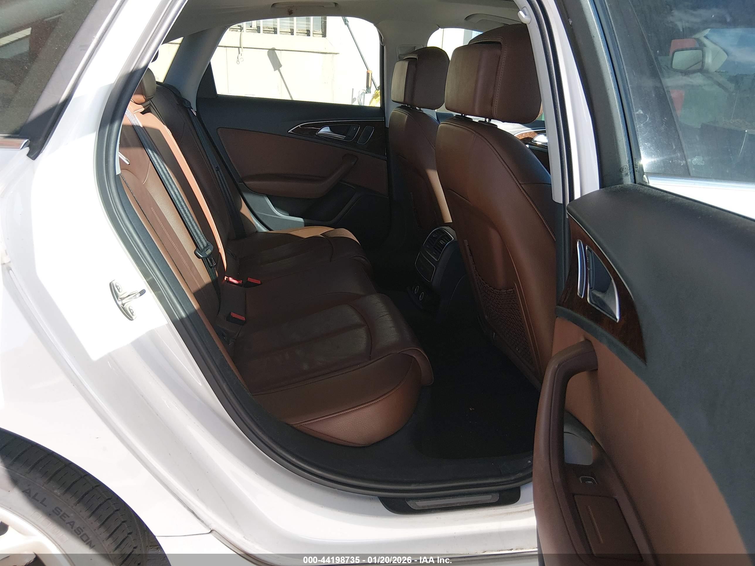 AUDI A6 image 8