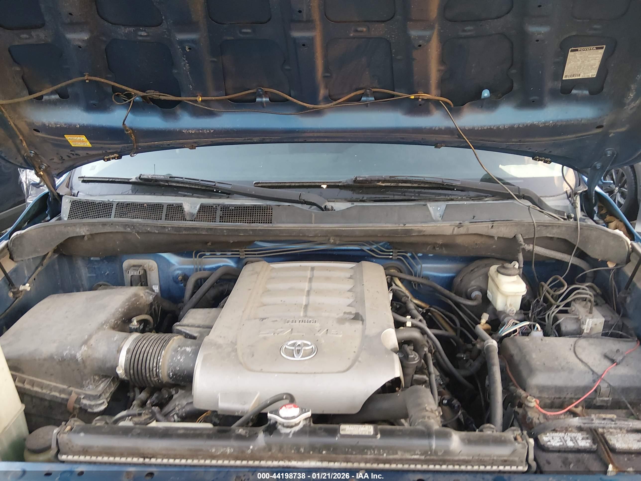 TOYOTA TUNDRA image 10