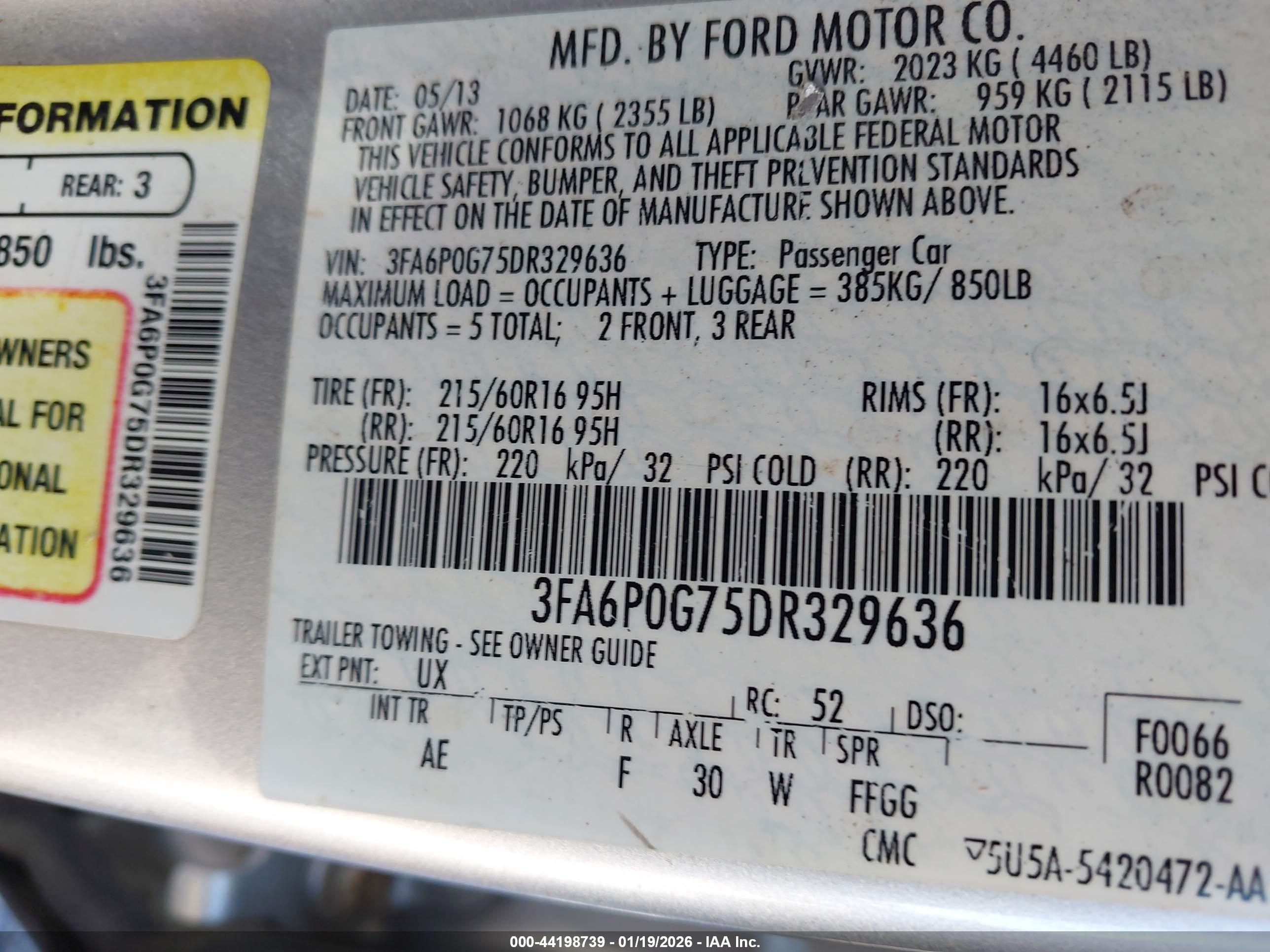 FORD FUSION image 9