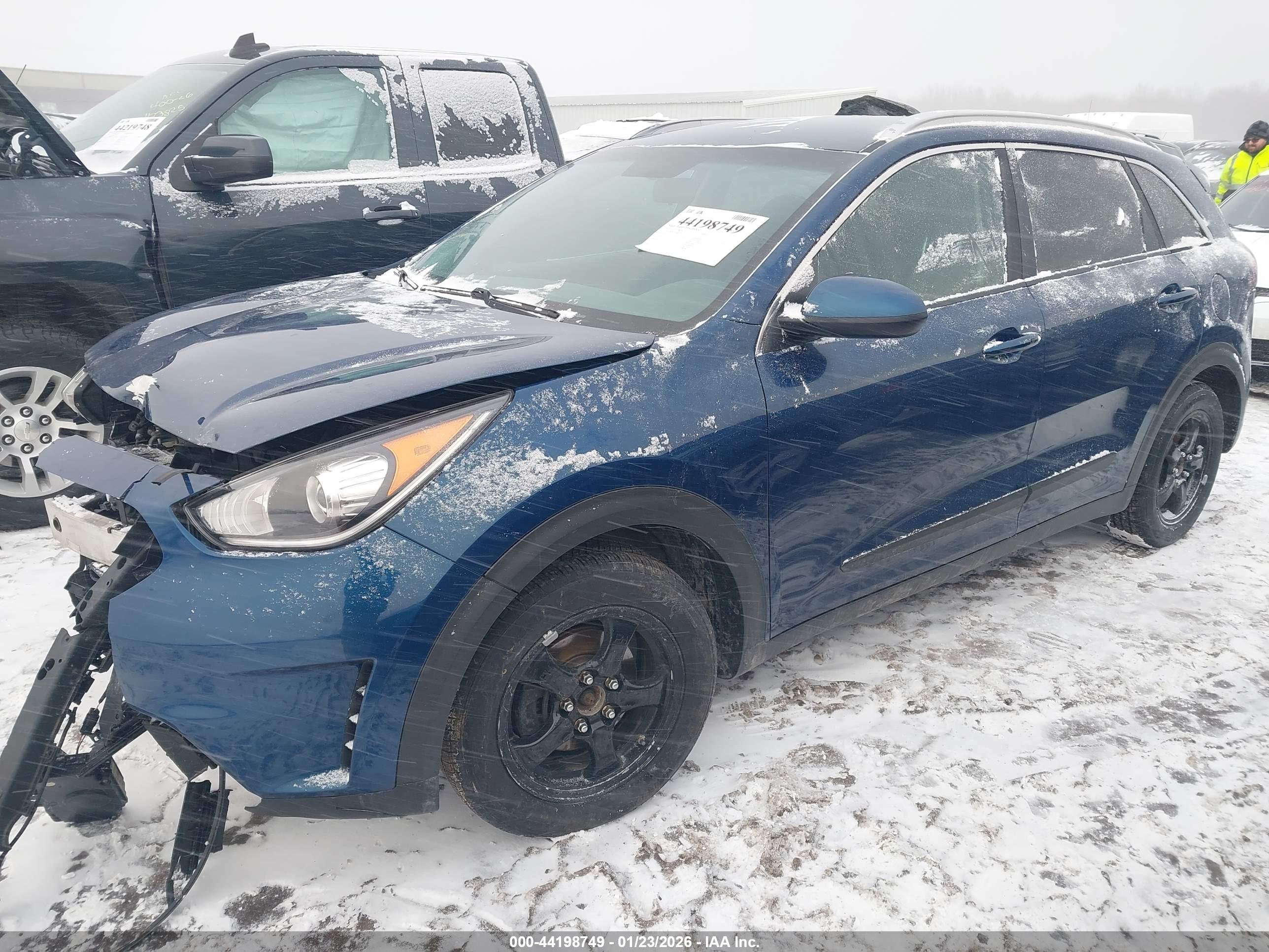 KIA NIRO image 2