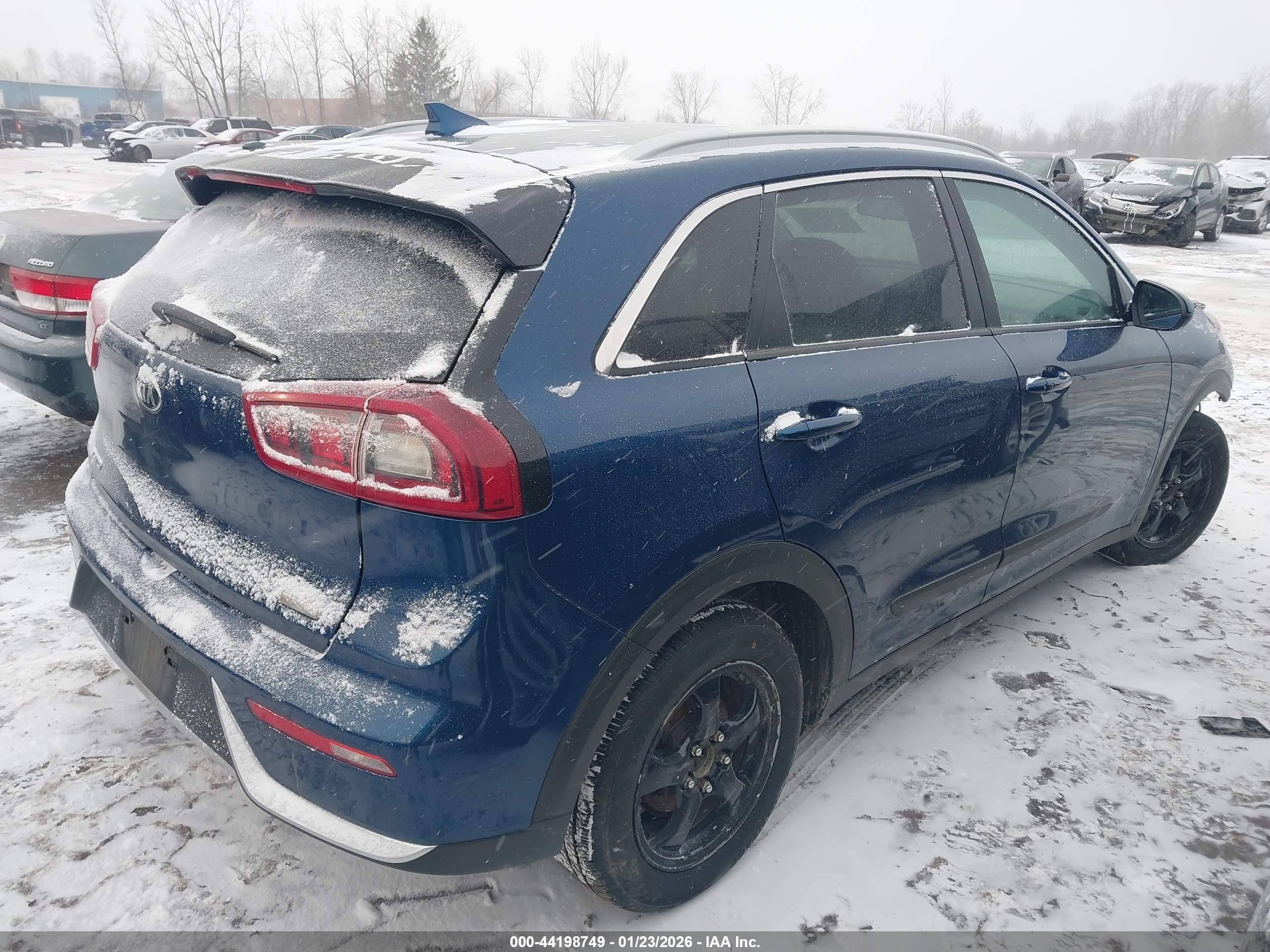 KIA NIRO image 4