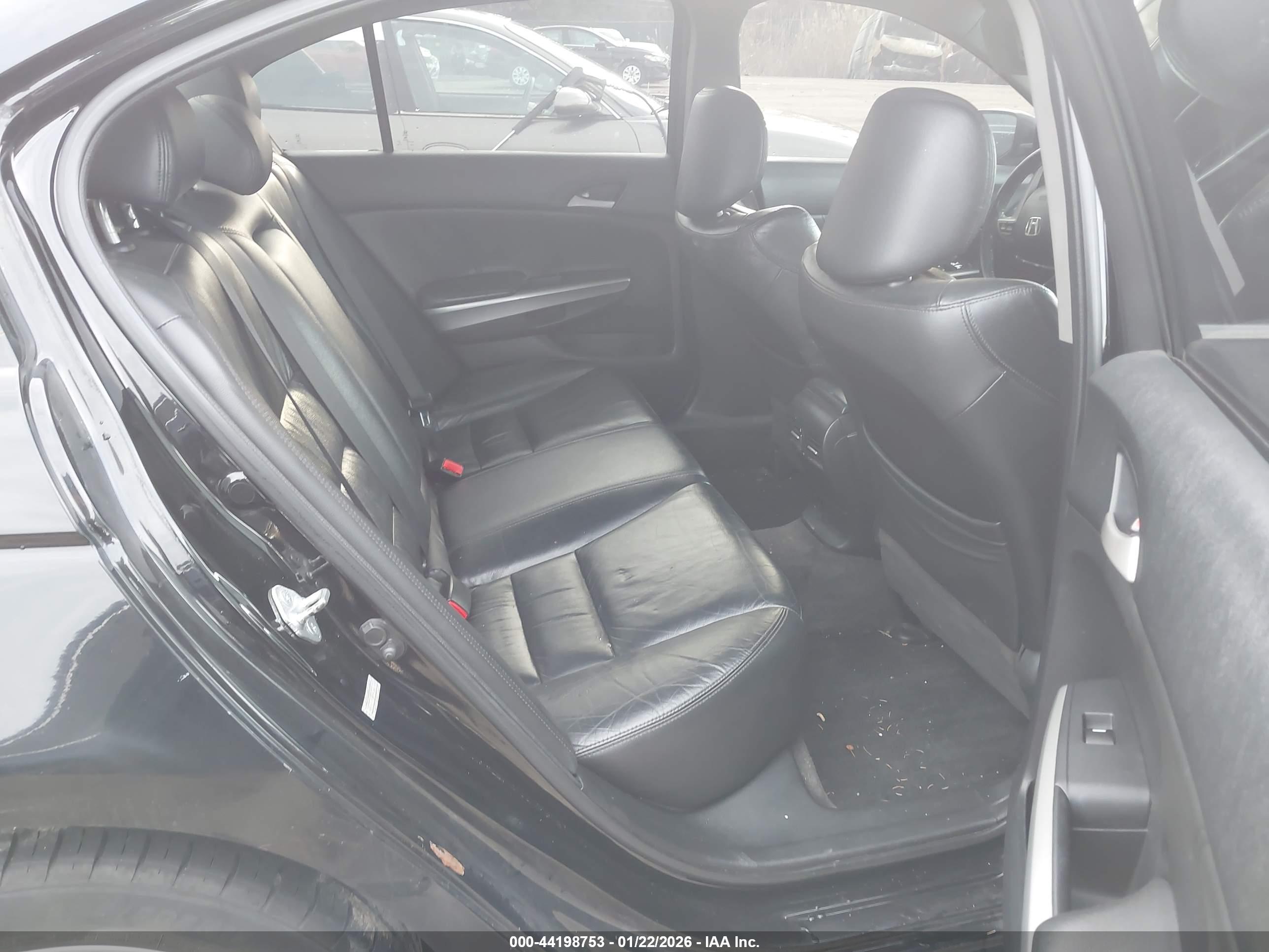 HONDA ACCORD image 8