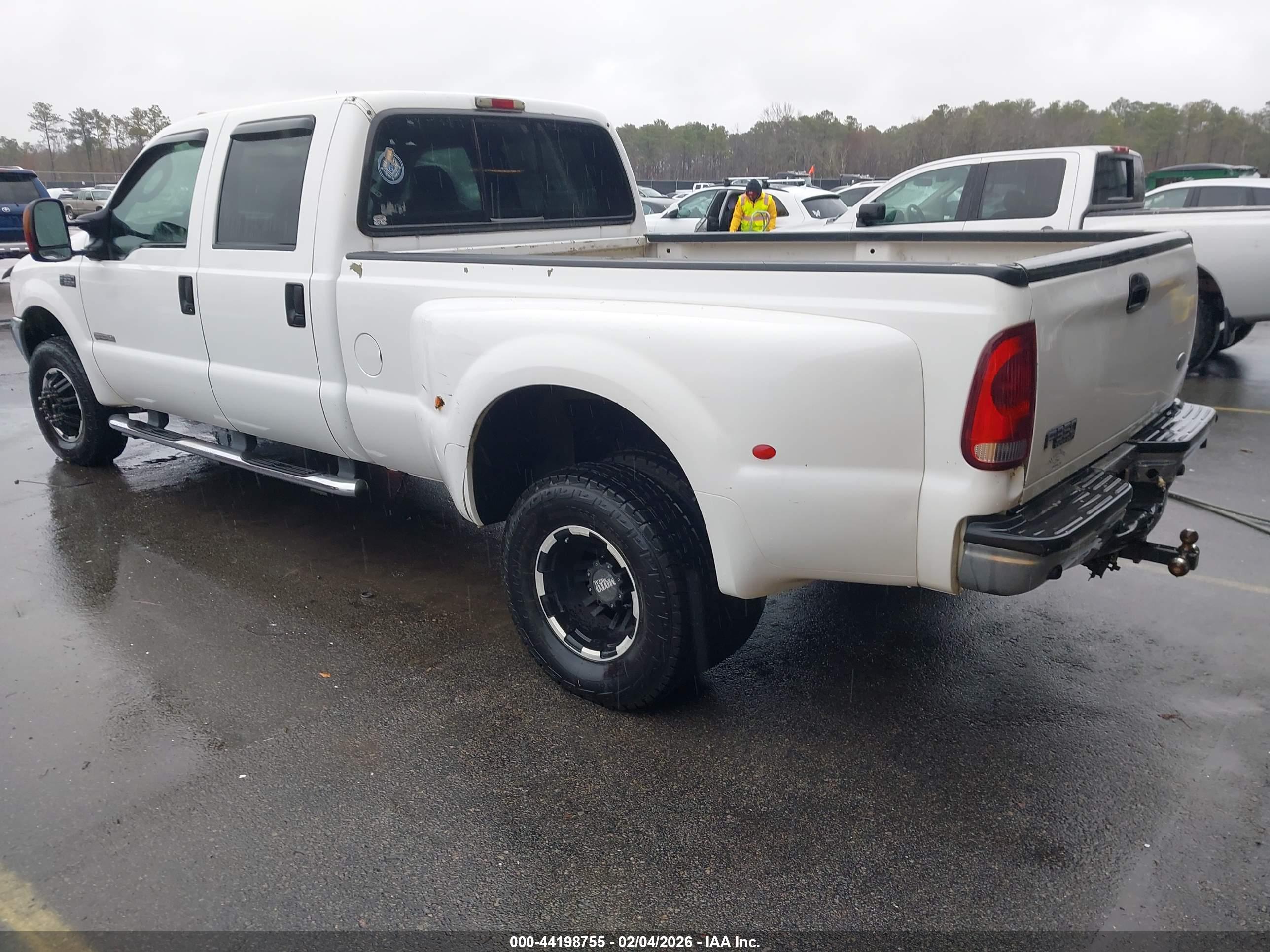 FORD F-350 image 3