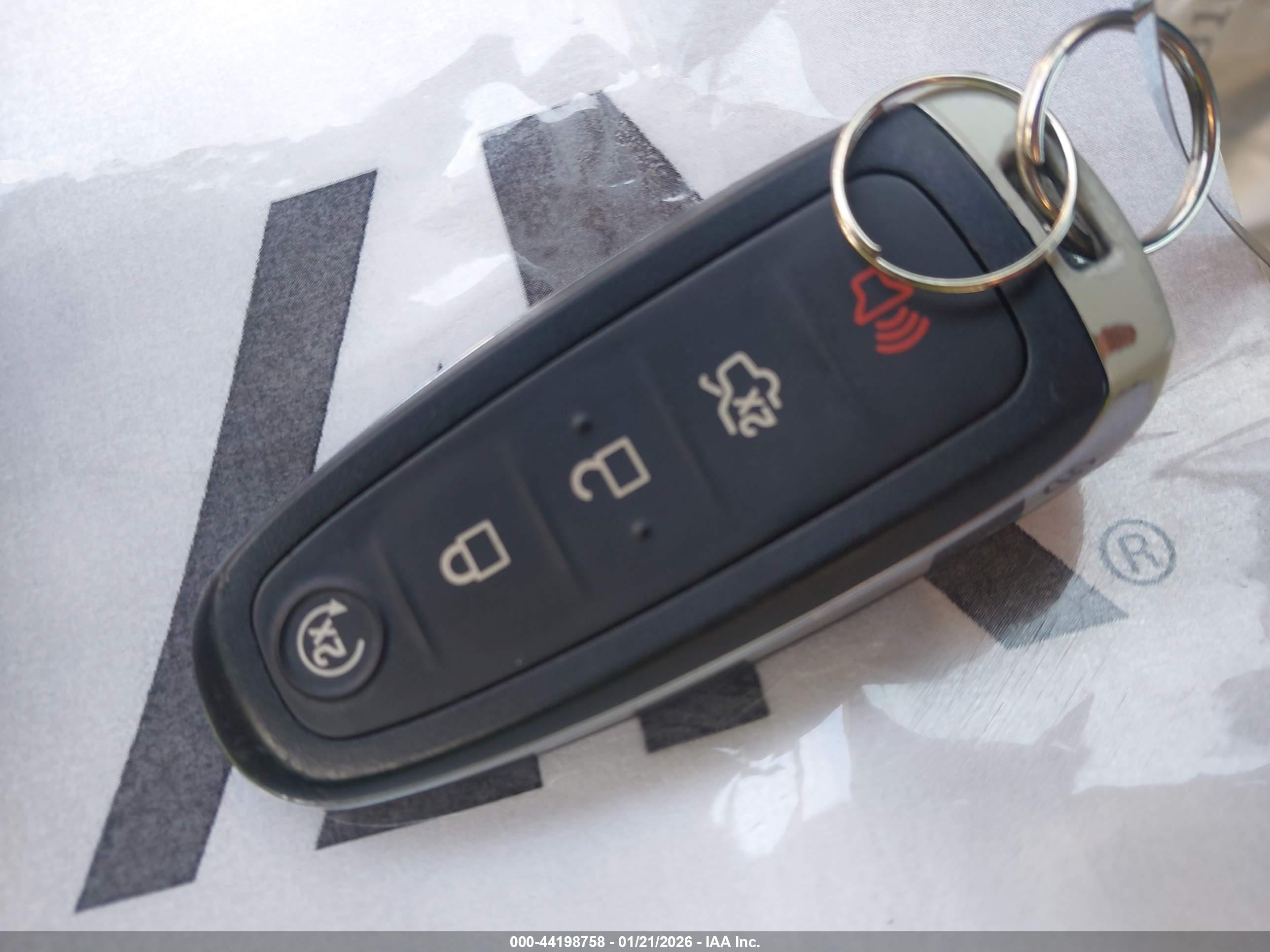 FORD ESCAPE image 11