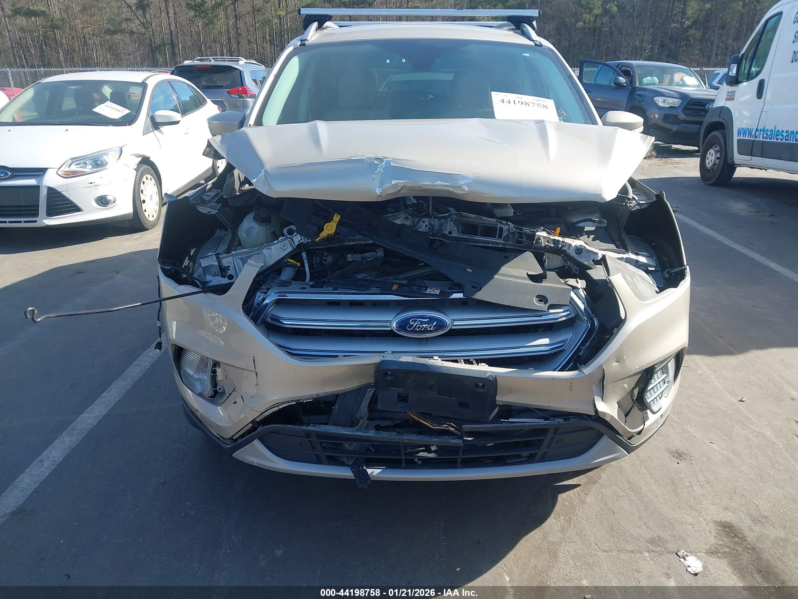 FORD ESCAPE image 6