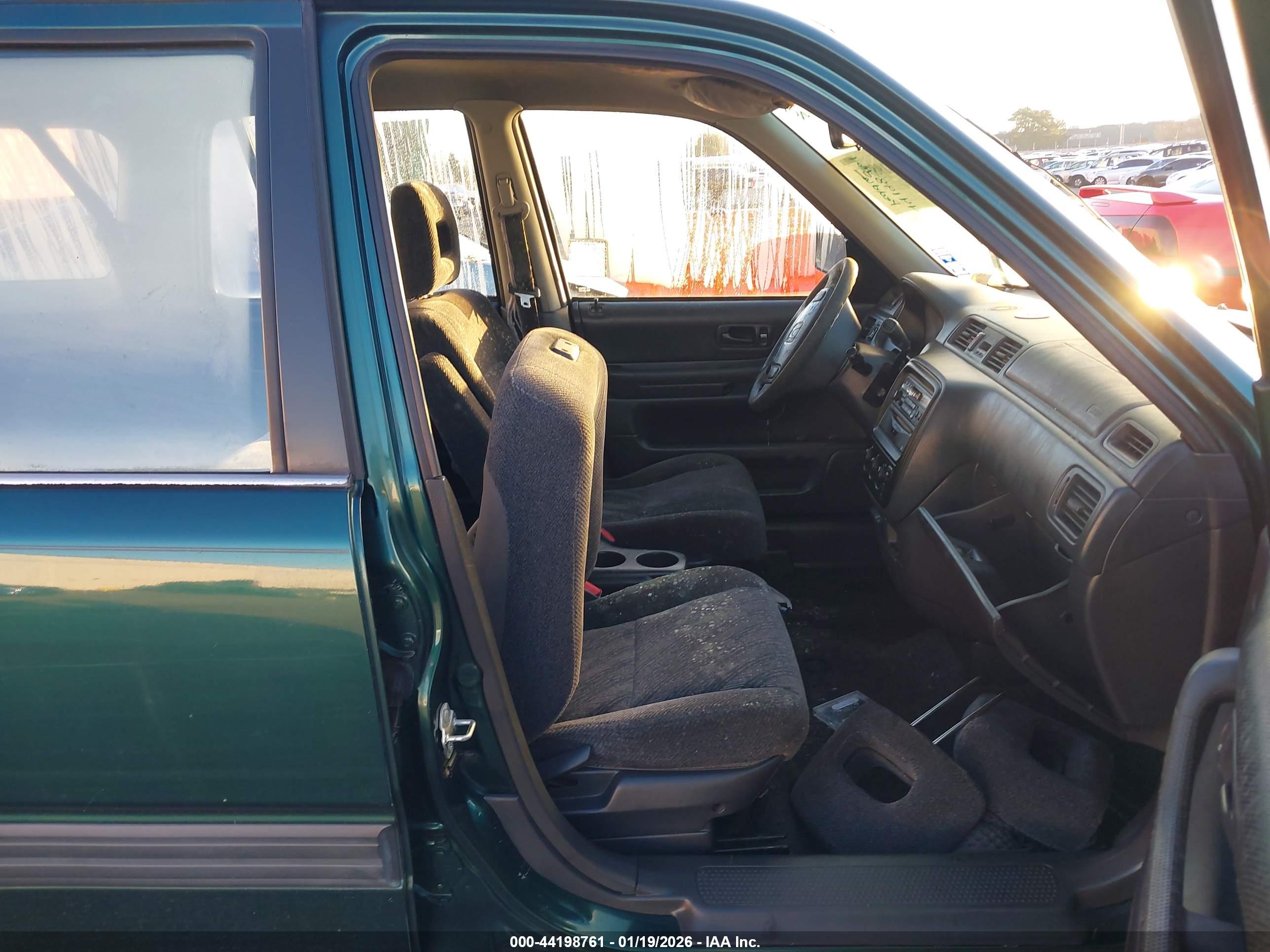 HONDA CR-V image 5
