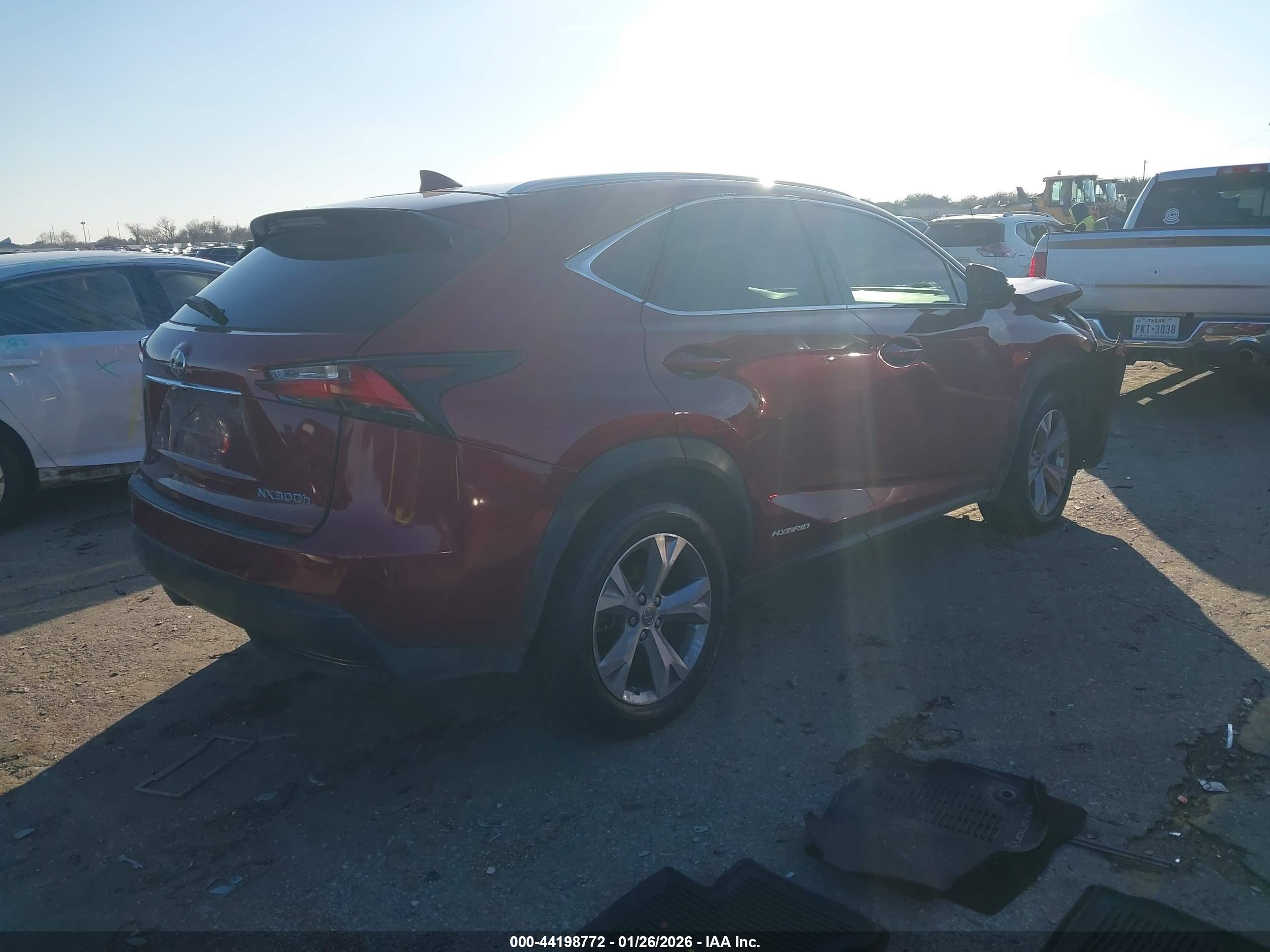 LEXUS NX image 4