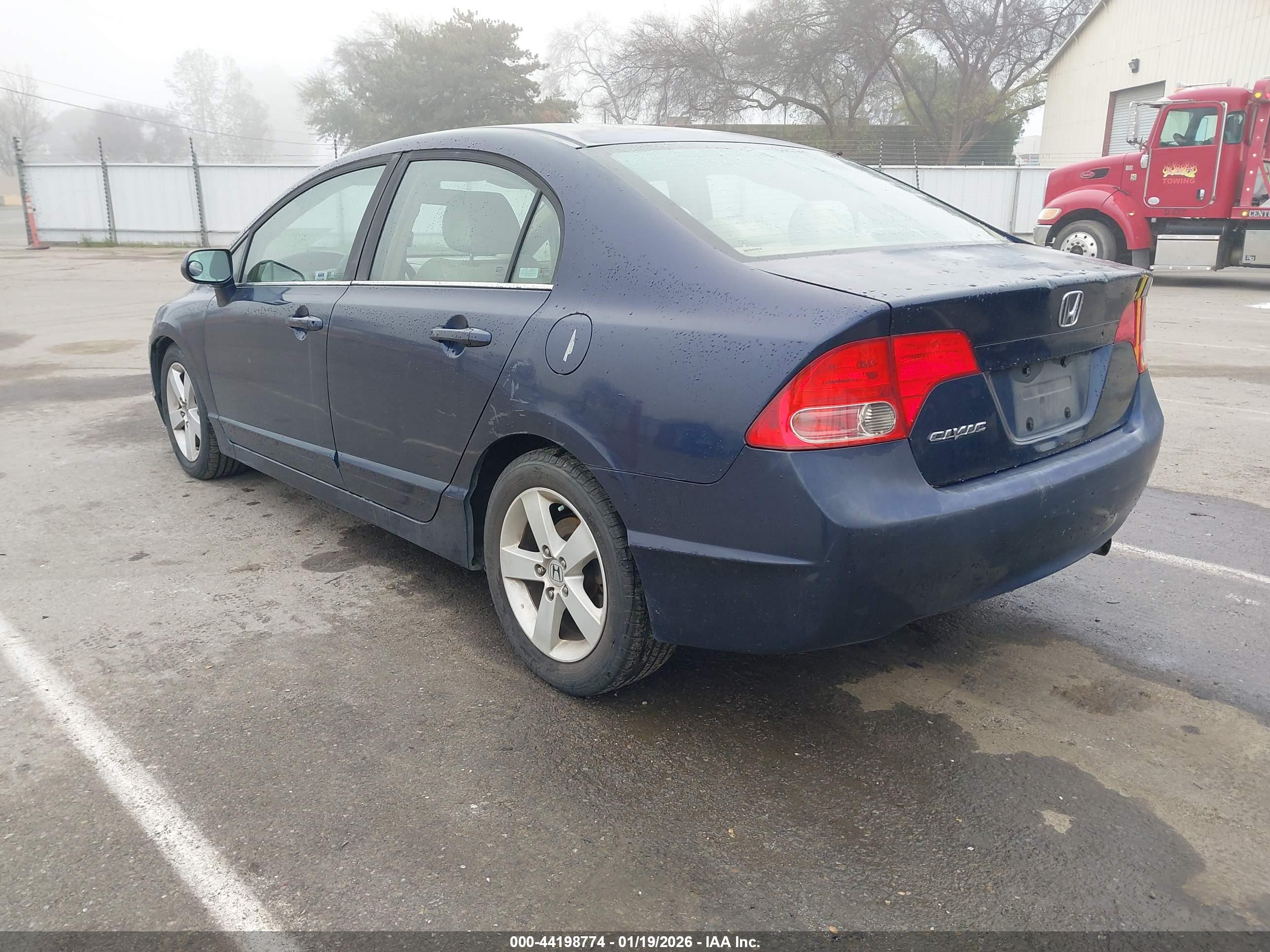 HONDA CIVIC image 3