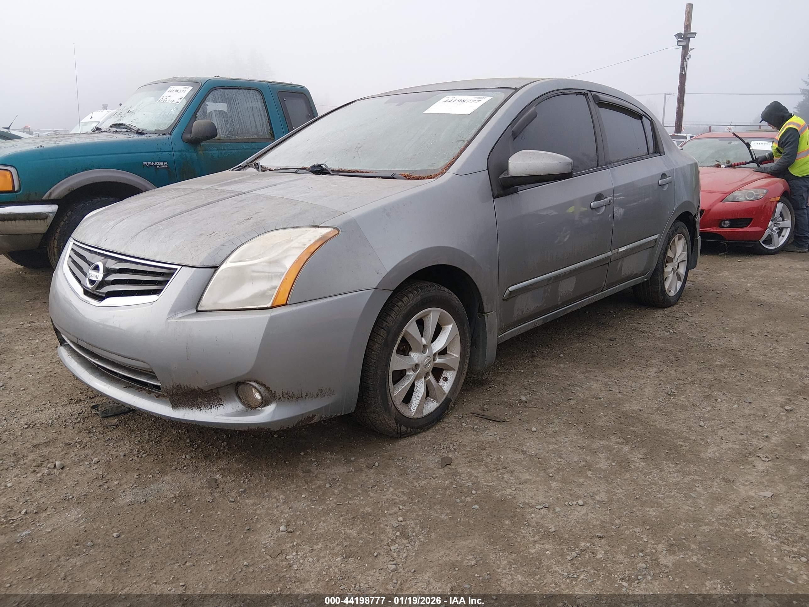 NISSAN SENTRA image 2
