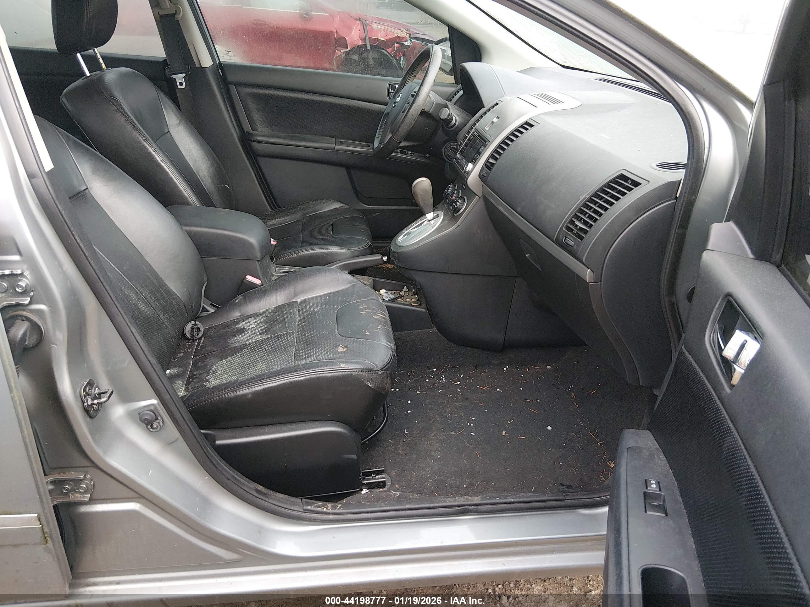 NISSAN SENTRA image 5
