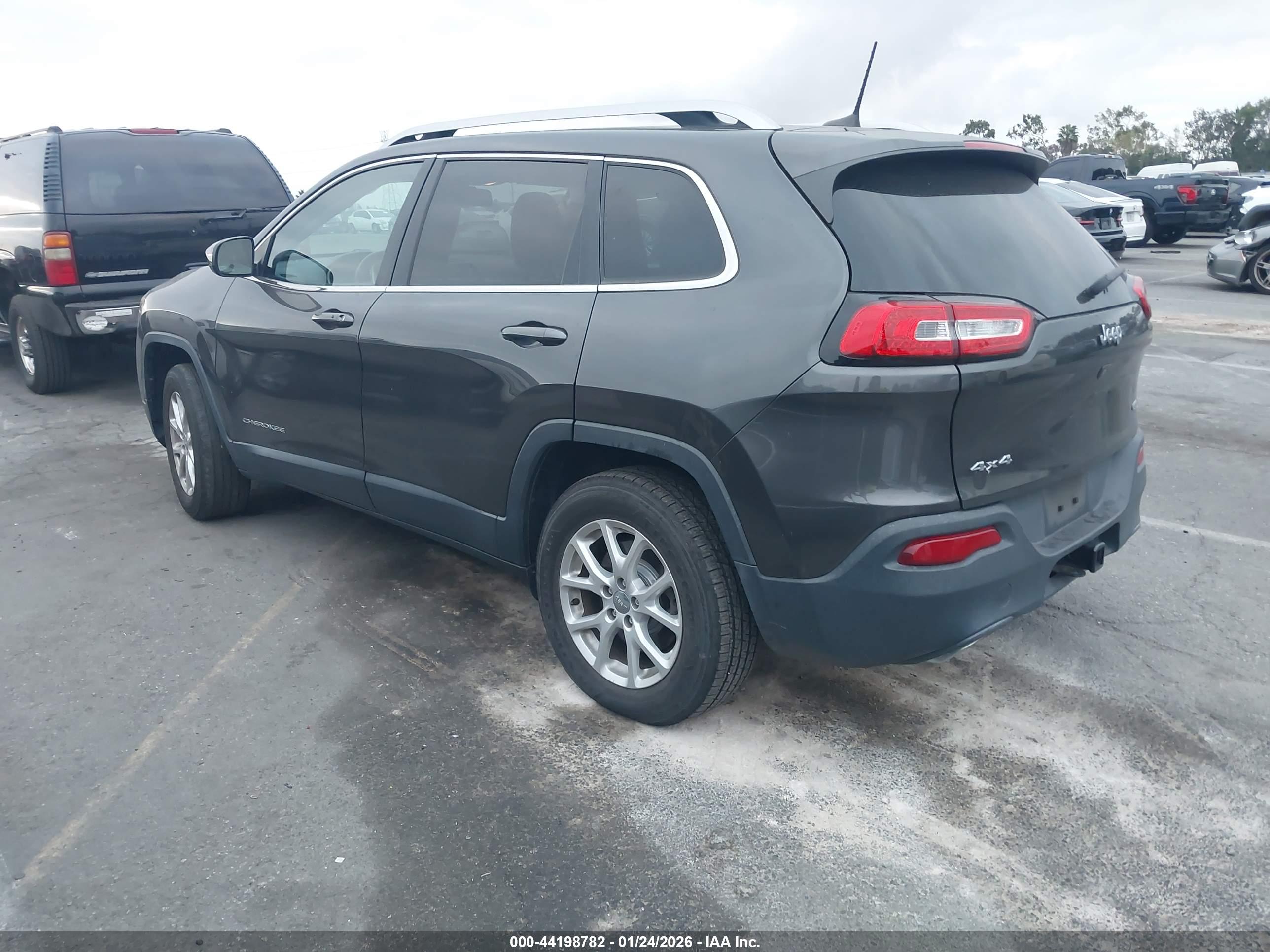 JEEP CHEROKEE image 3
