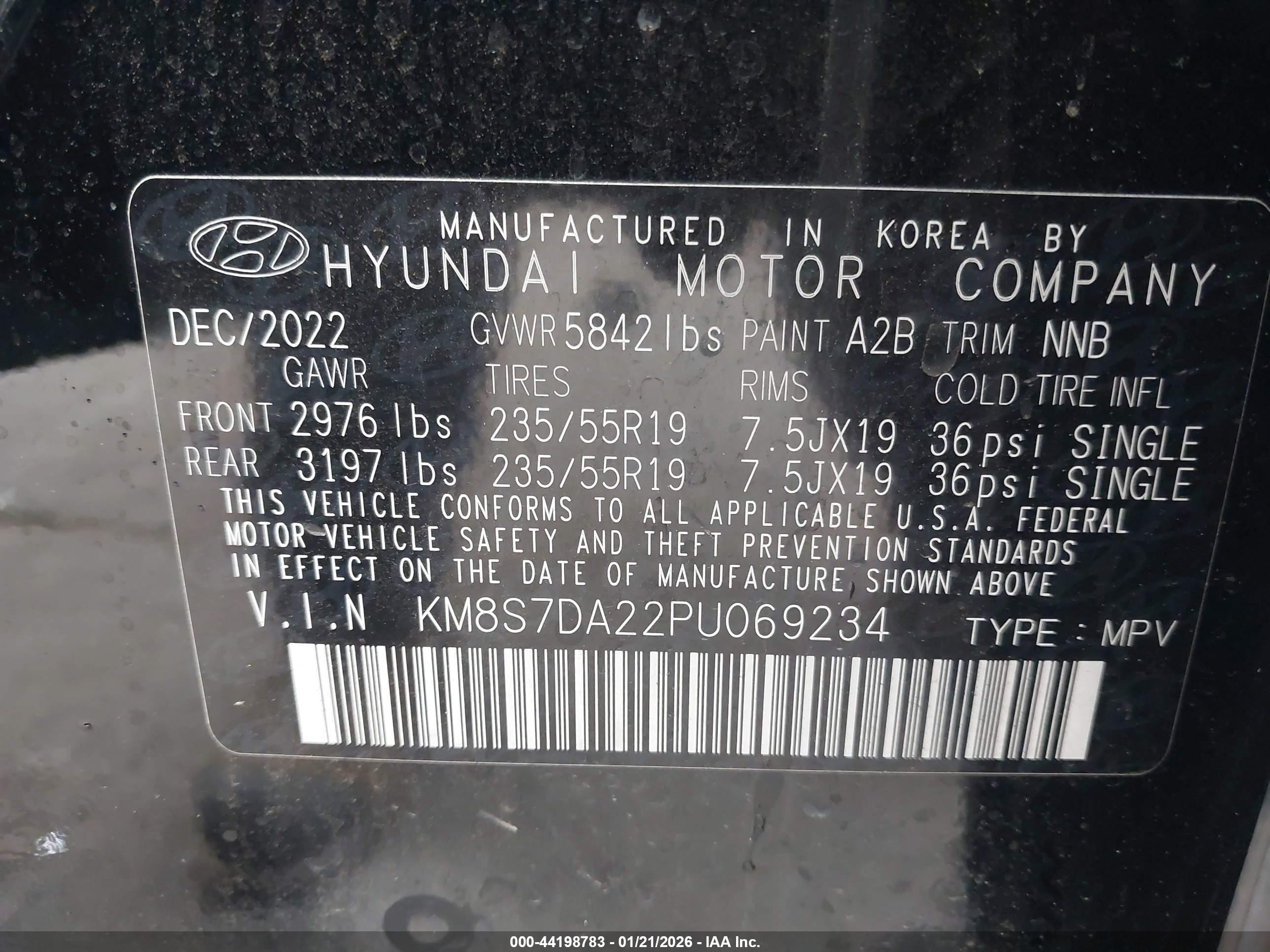 HYUNDAI SANTA image 9