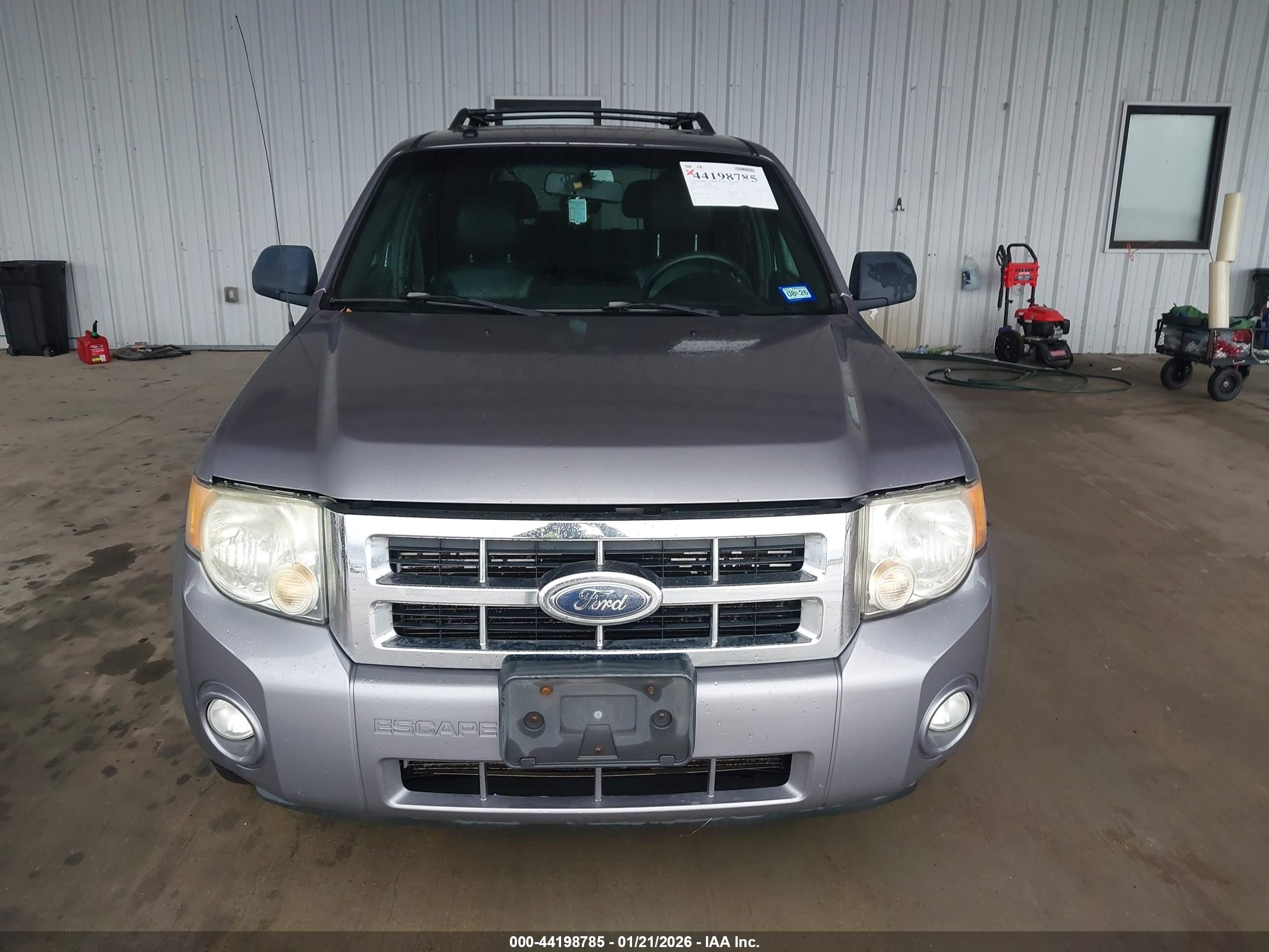 FORD ESCAPE image 6
