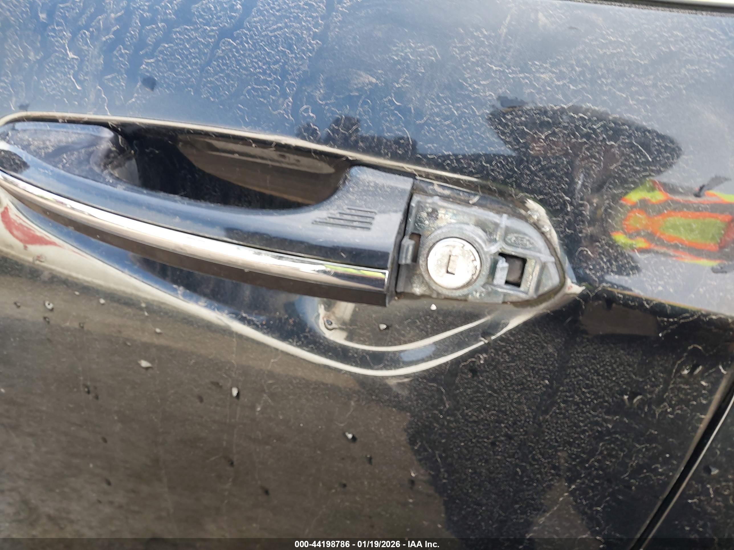 FORD FUSION image 6