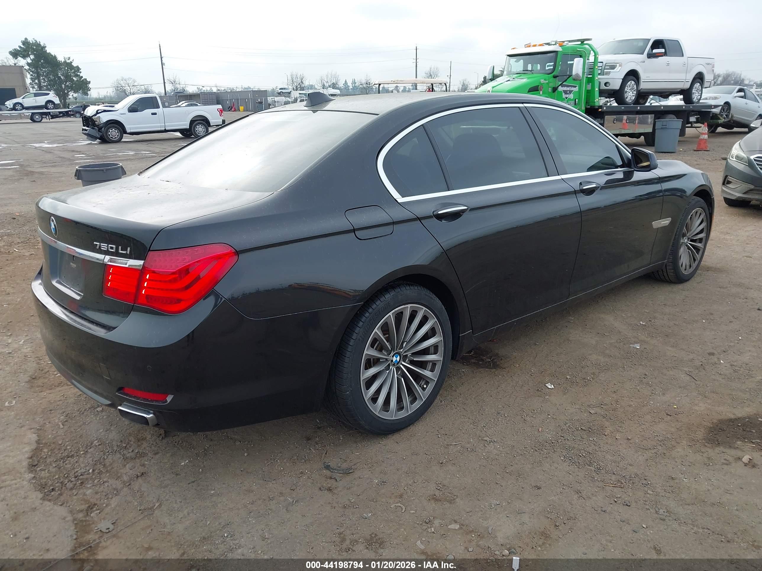 BMW 750LI image 4