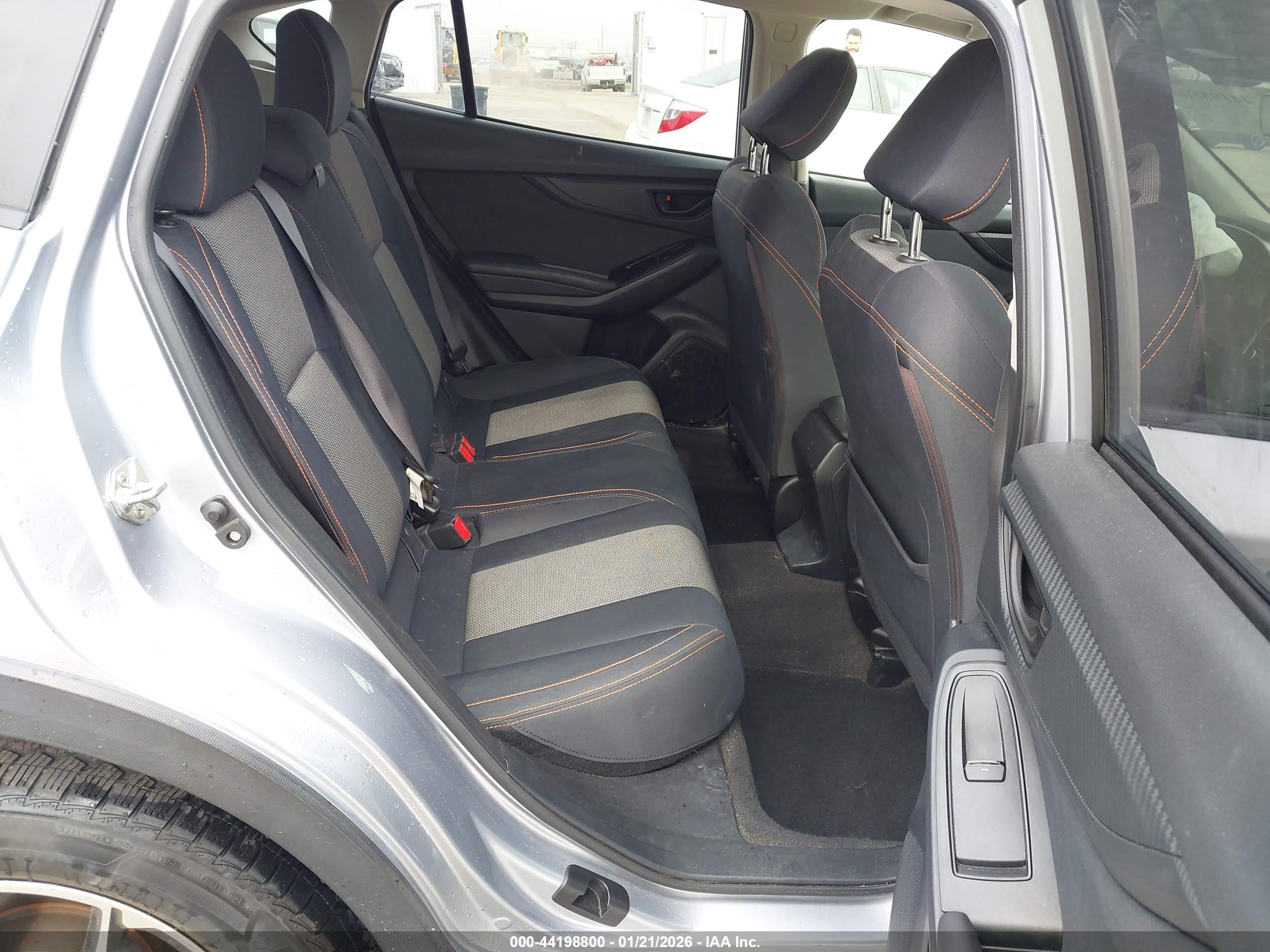 SUBARU CROSSTREK image 8