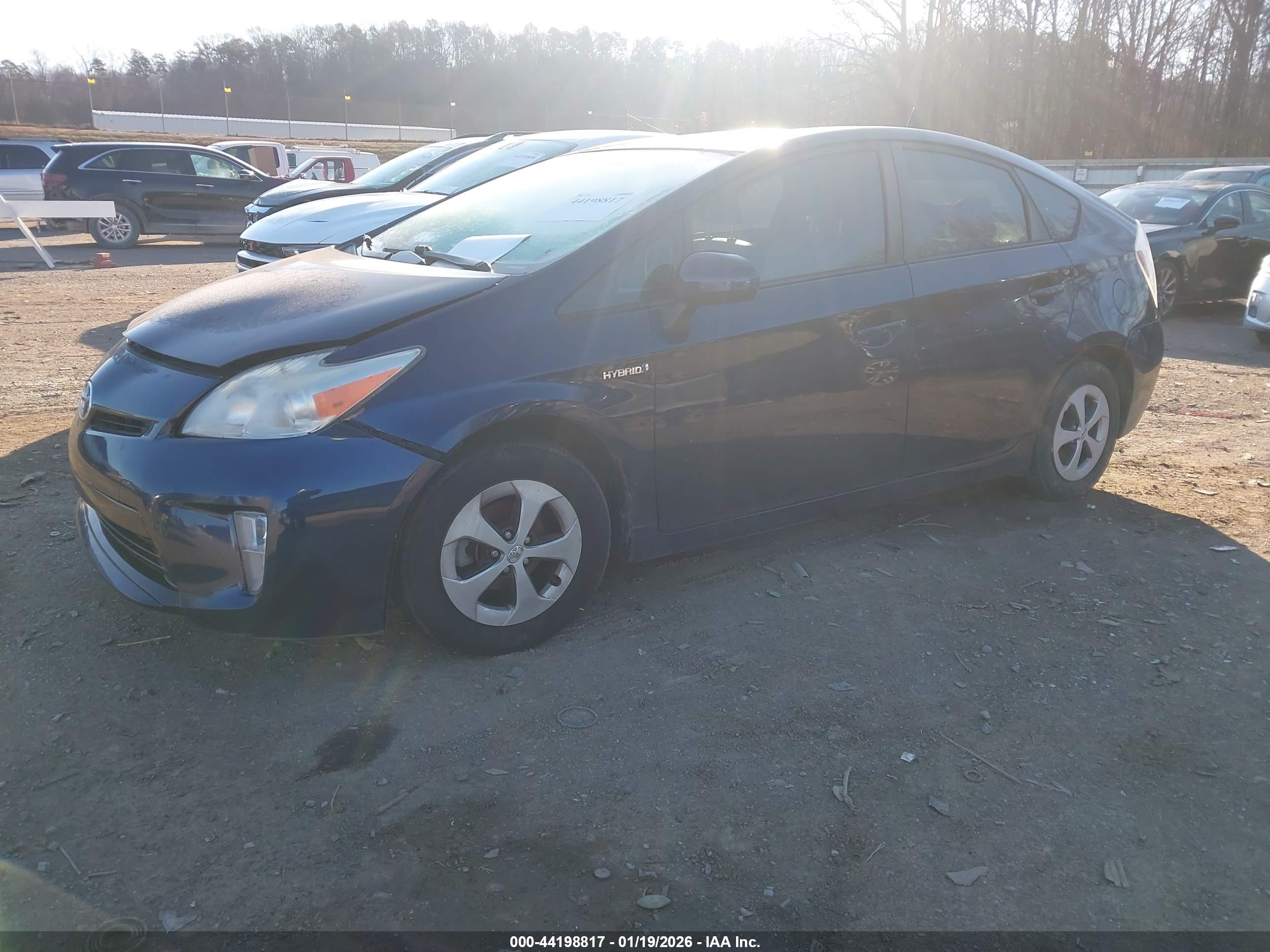 TOYOTA PRIUS image 2