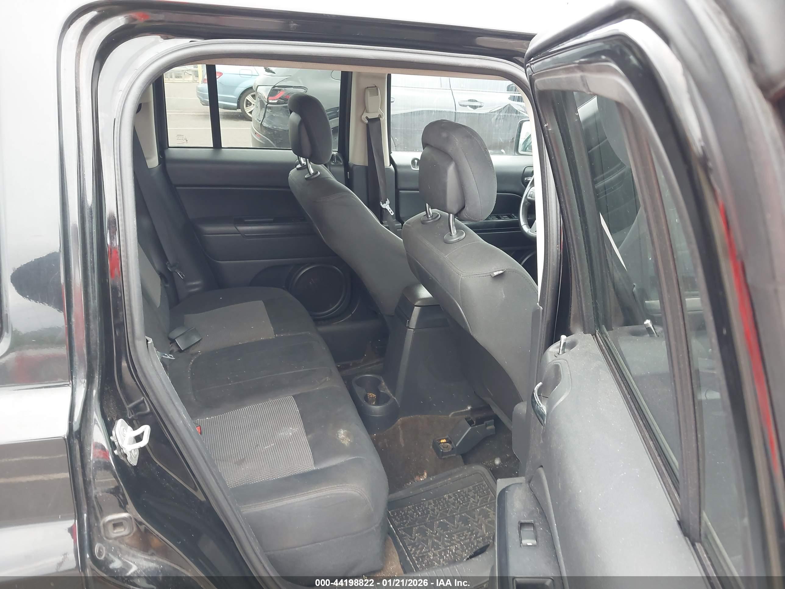 JEEP PATRIOT image 8