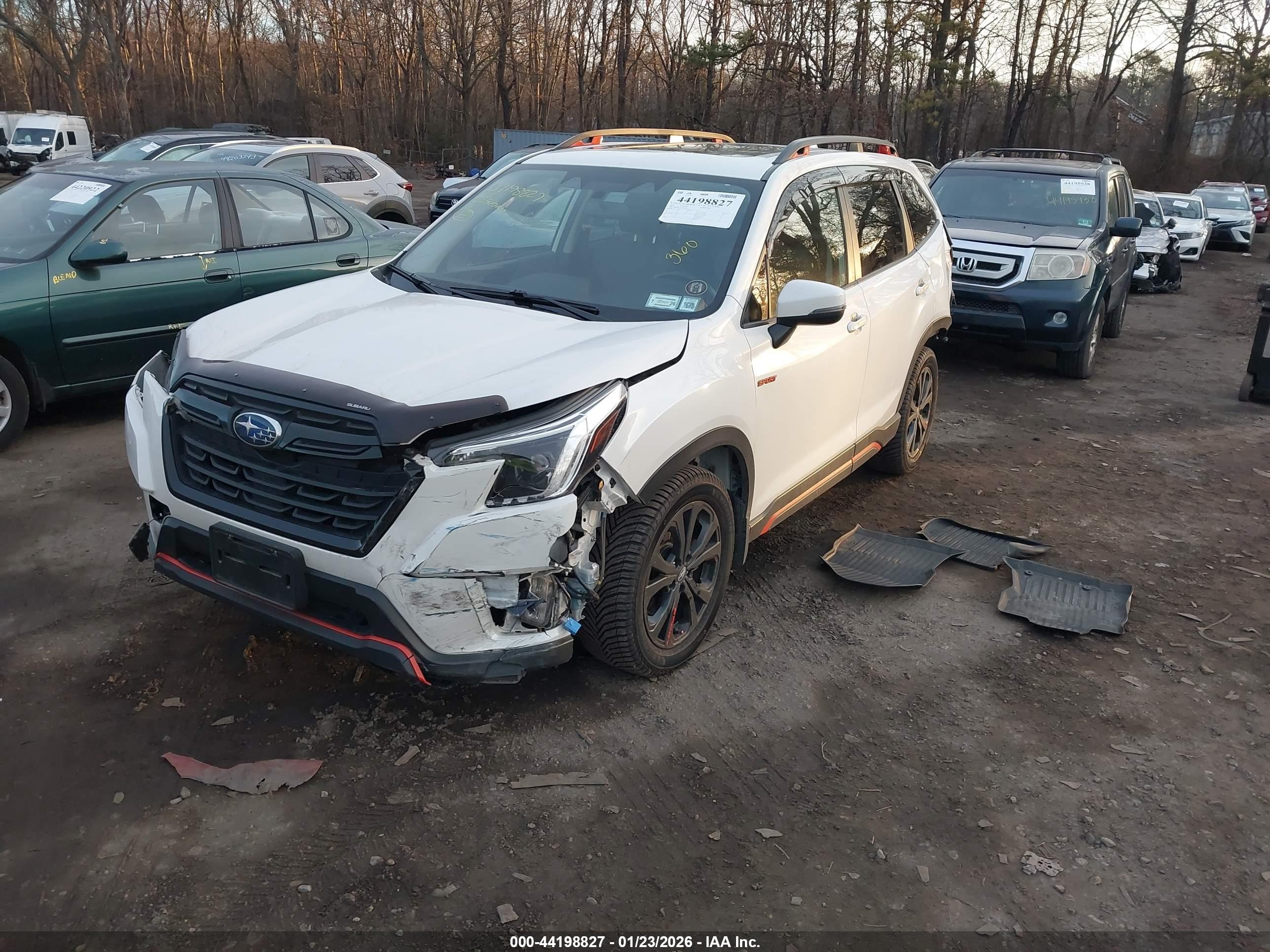 SUBARU FORESTER image 2