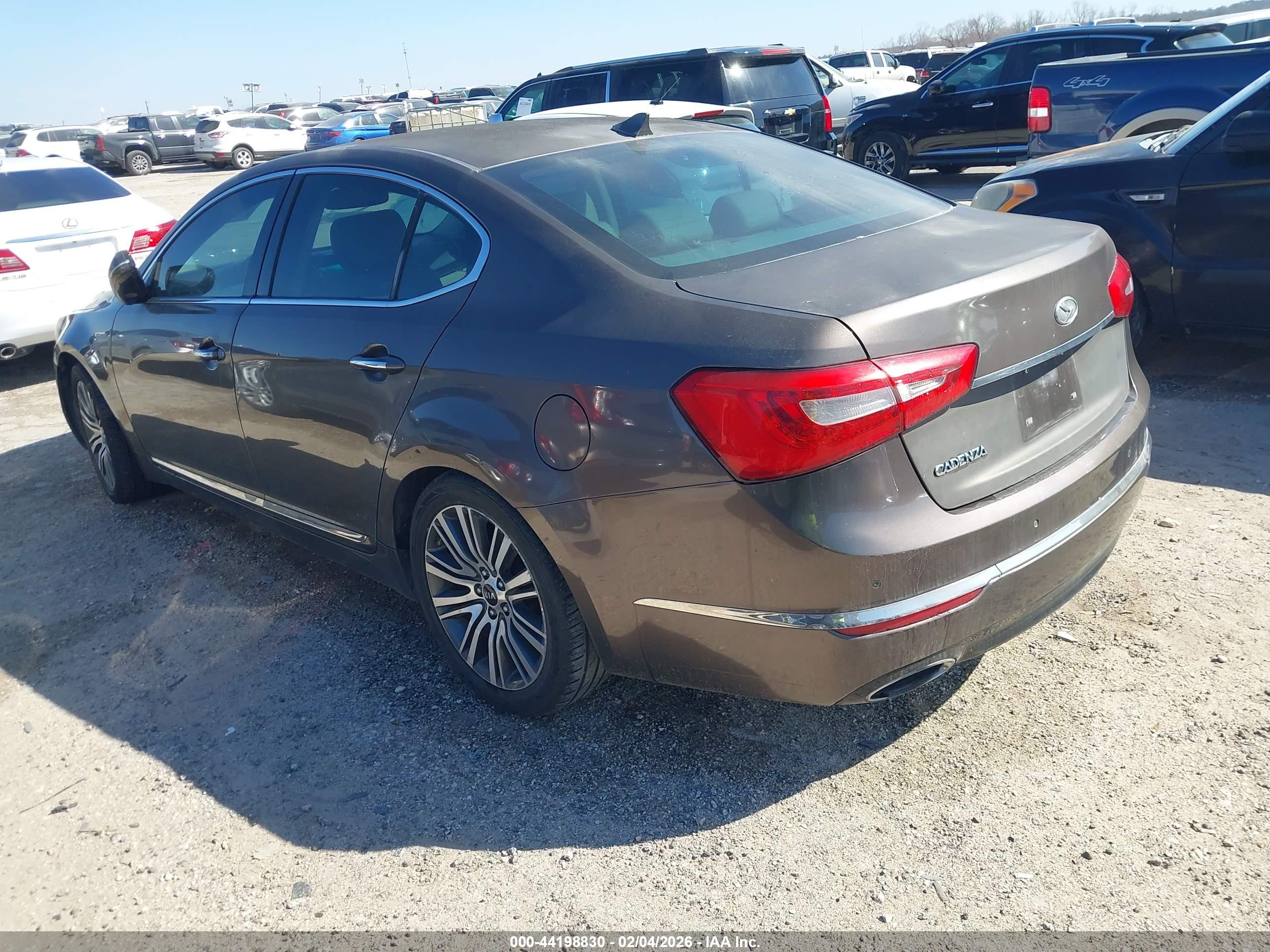KIA CADENZA image 3