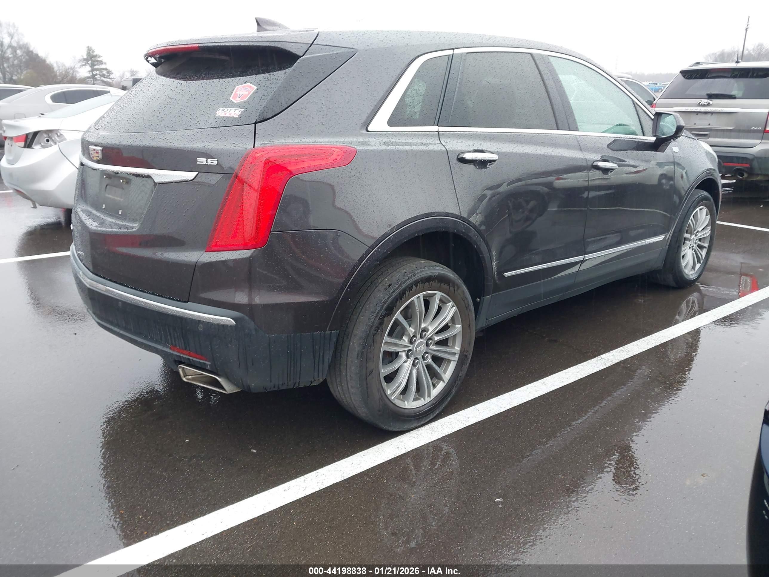 CADILLAC XT5 image 4