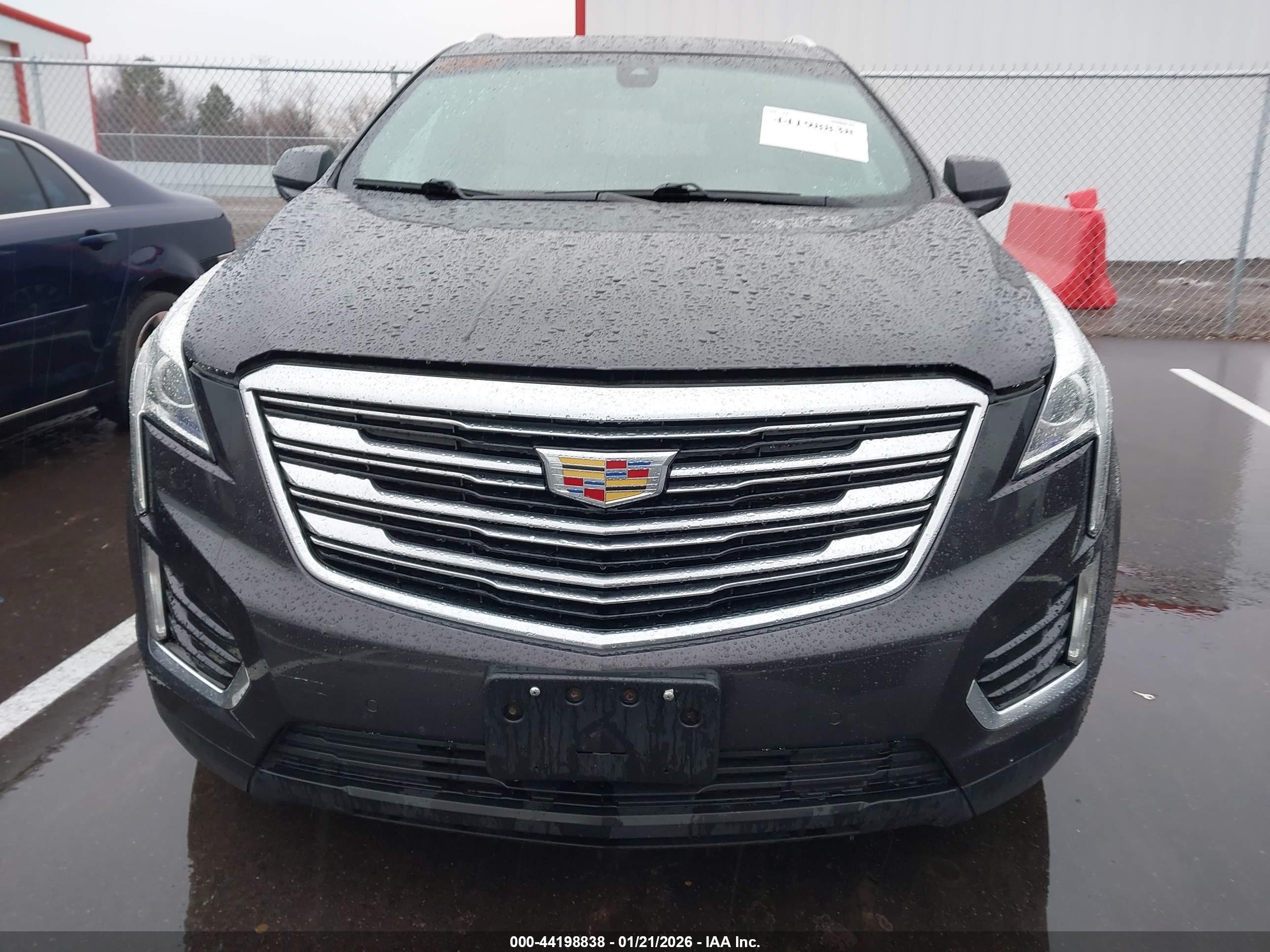 CADILLAC XT5 image 6