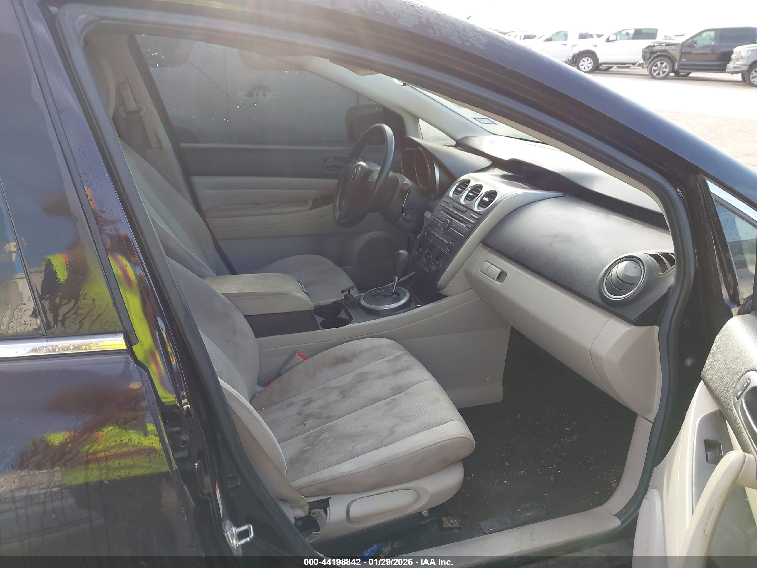 MAZDA CX-7 image 5