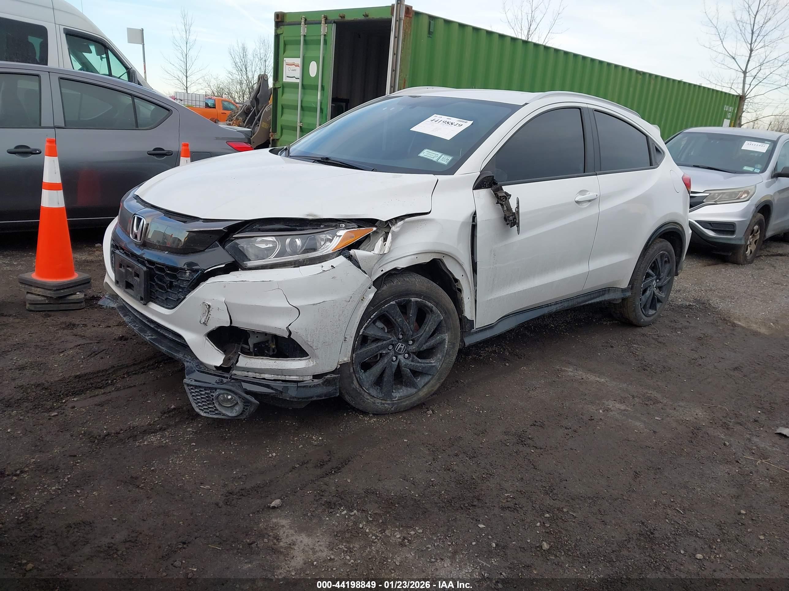 HONDA HR-V image 2
