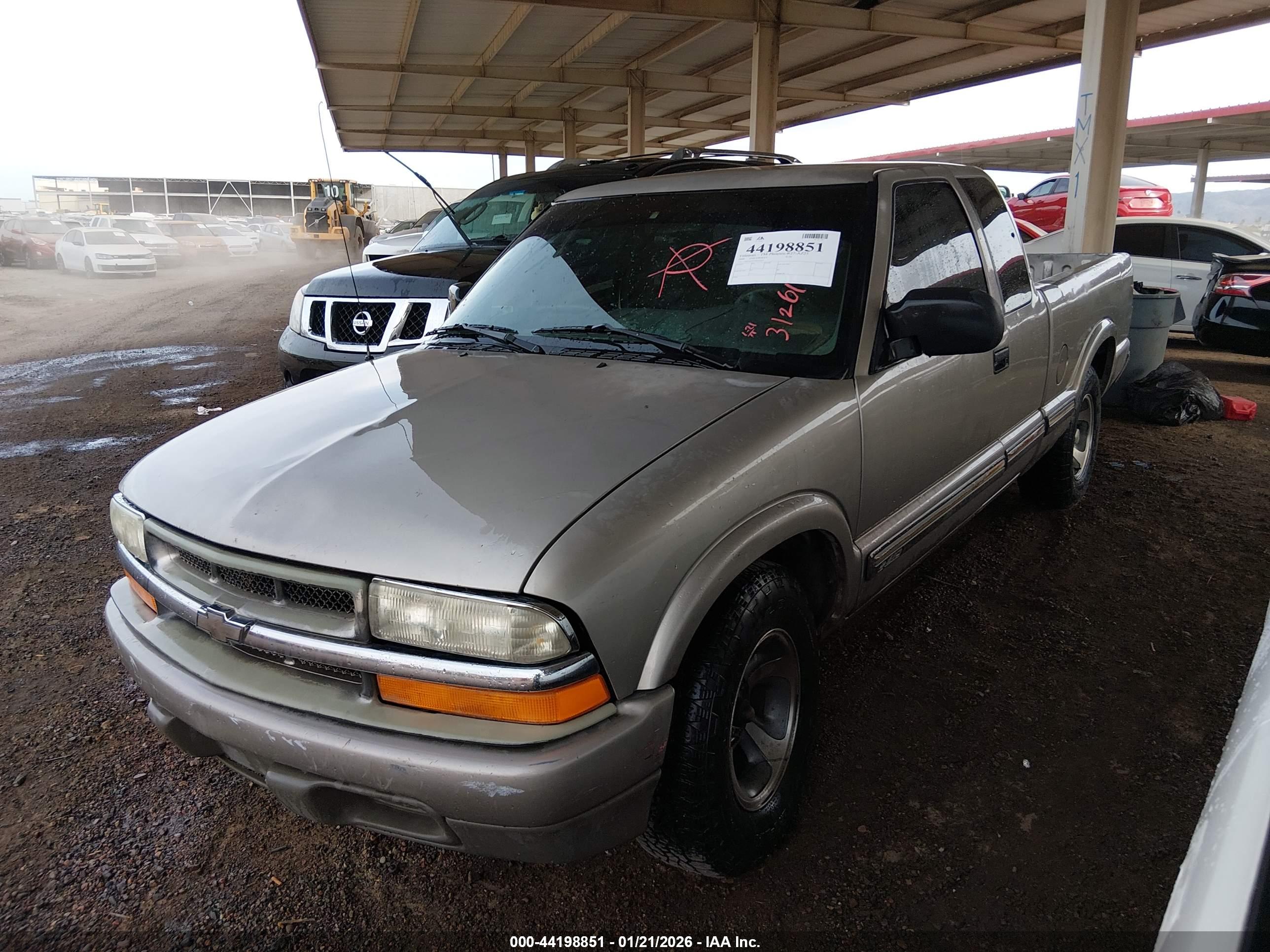 CHEVROLET S-10 image 2