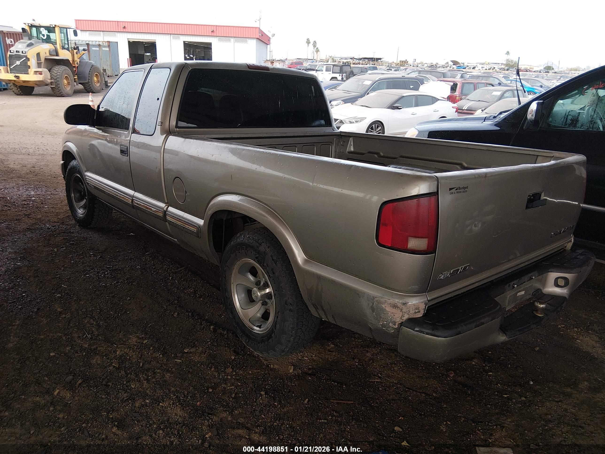 CHEVROLET S-10 image 3