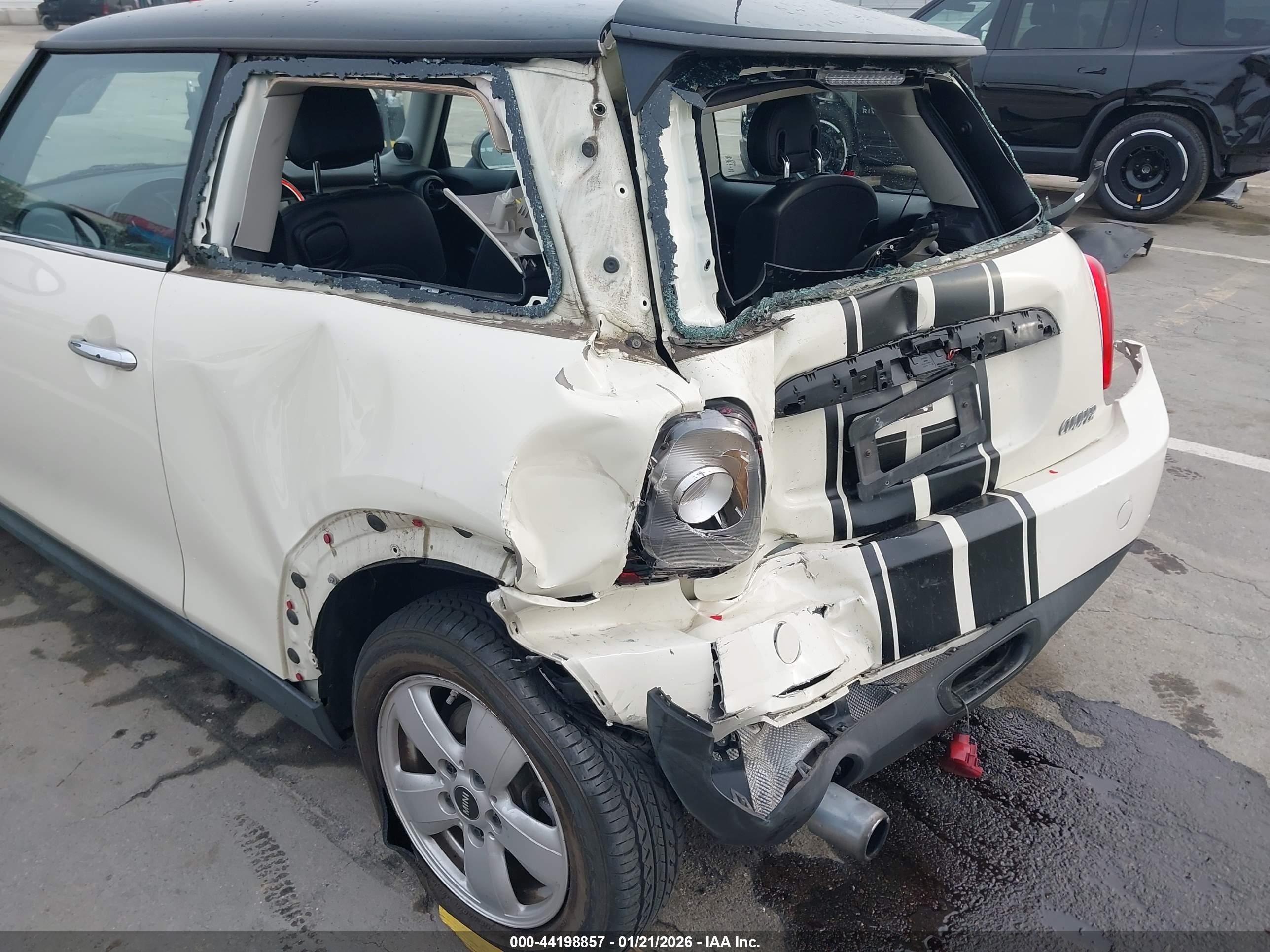 MINI HARDTOP image 6