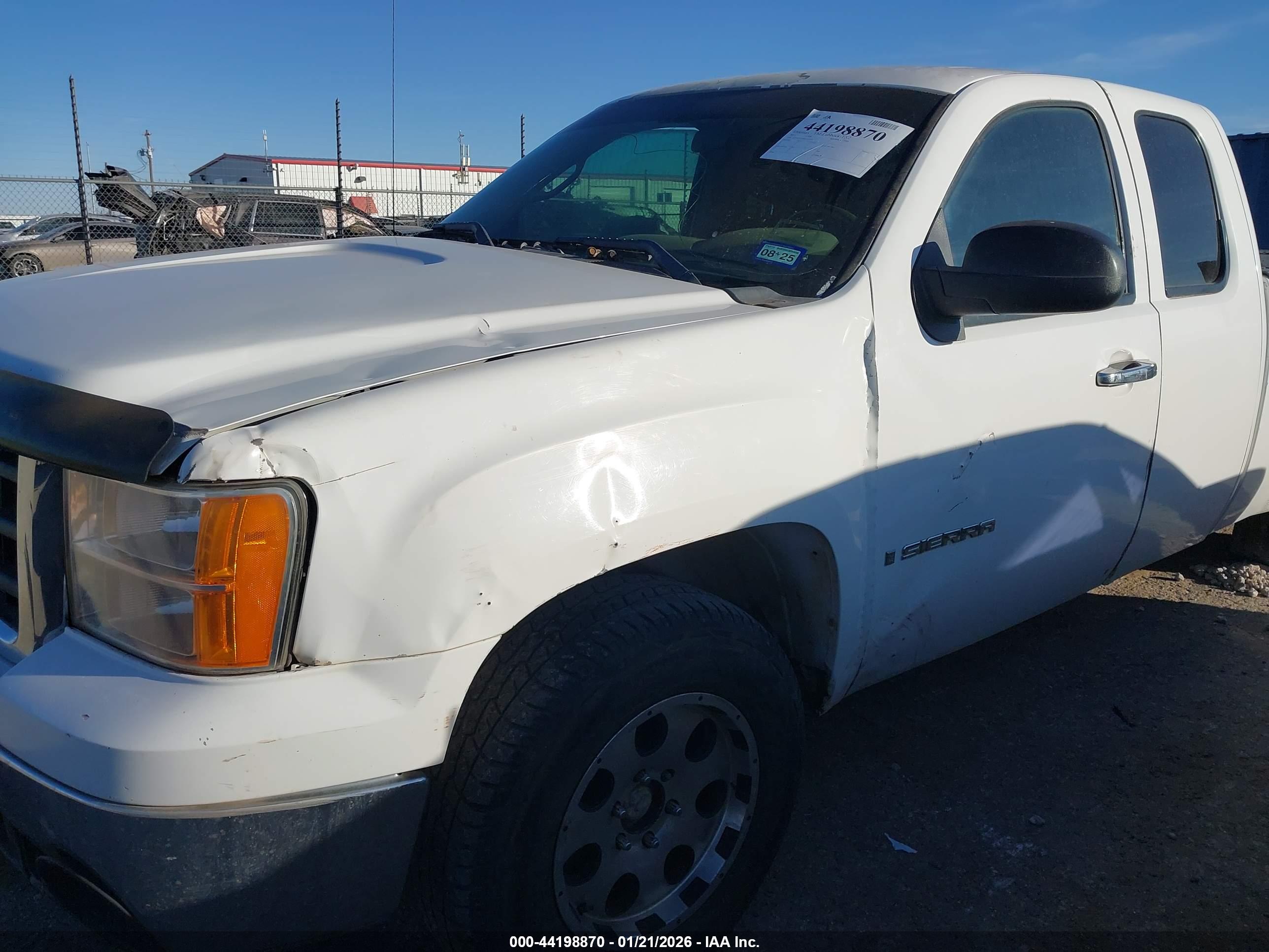 GMC SIERRA image 6