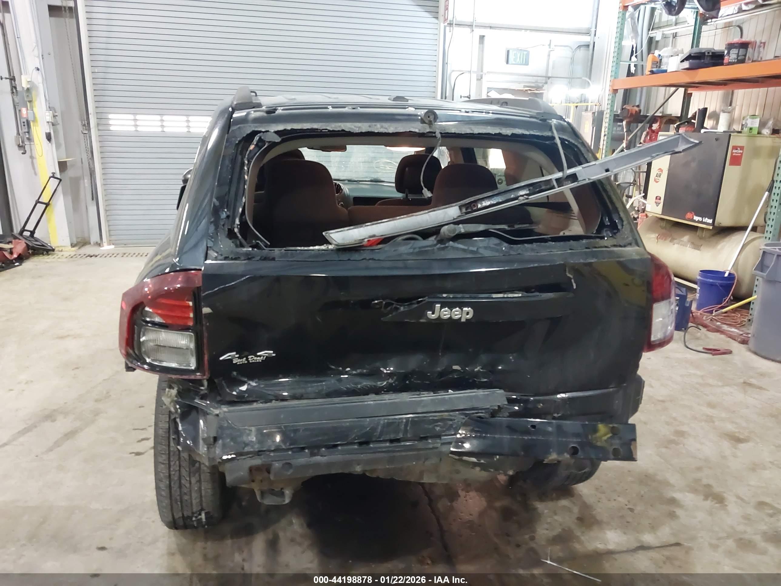 JEEP COMPASS image 6