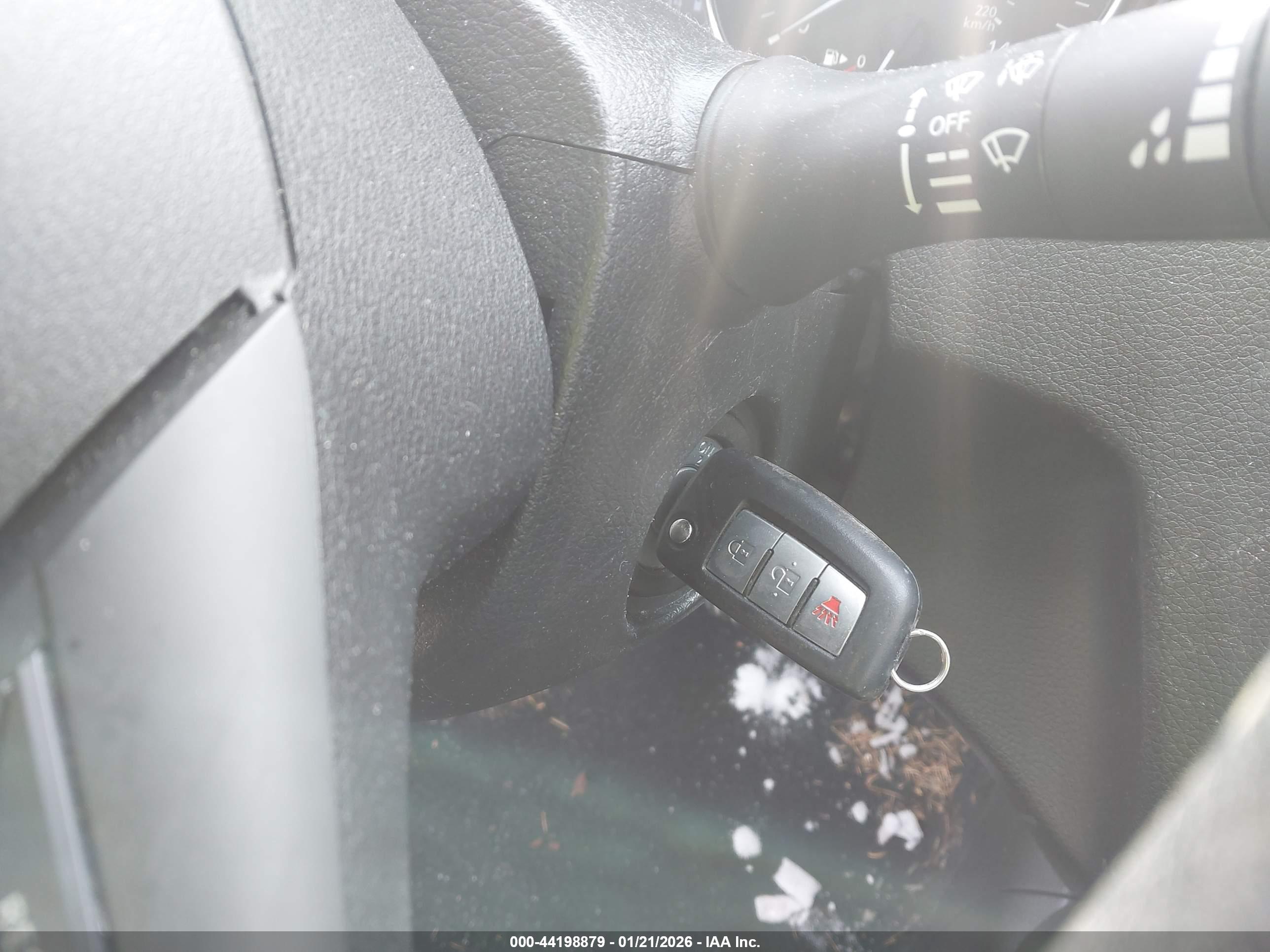 NISSAN ROGUE image 11