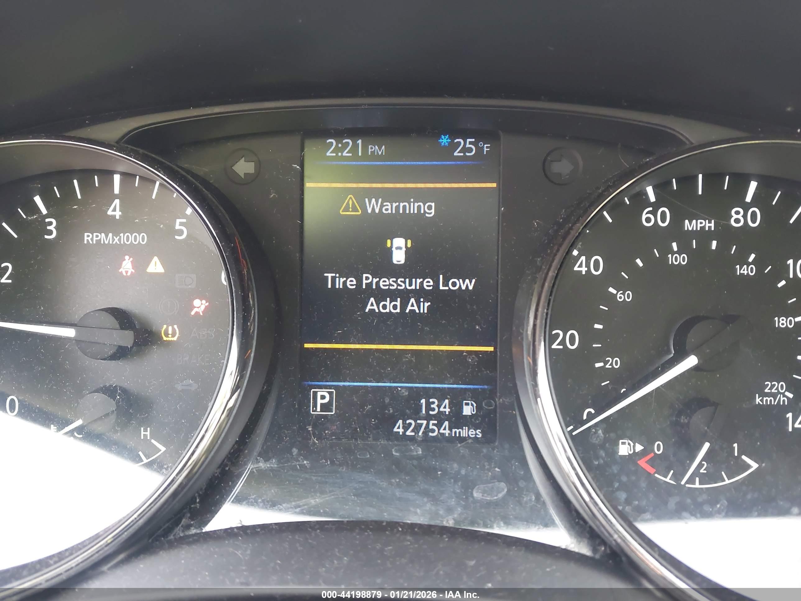 NISSAN ROGUE image 7