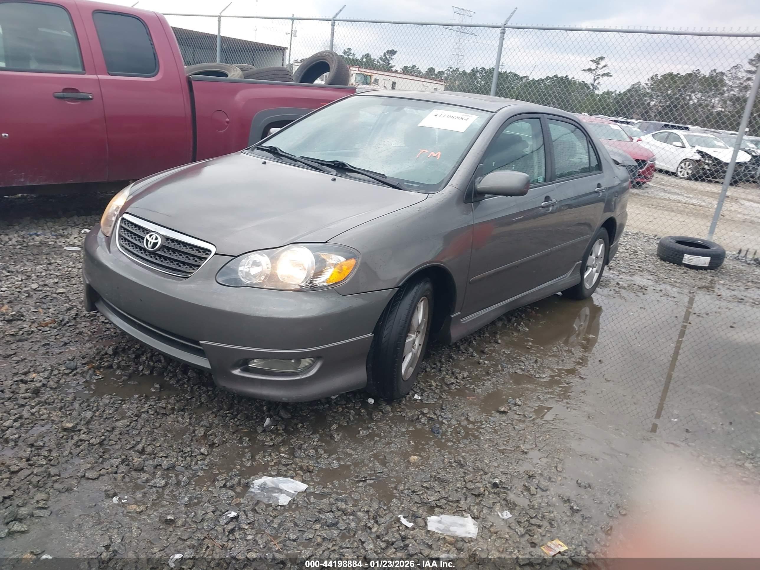 TOYOTA COROLLA image 2