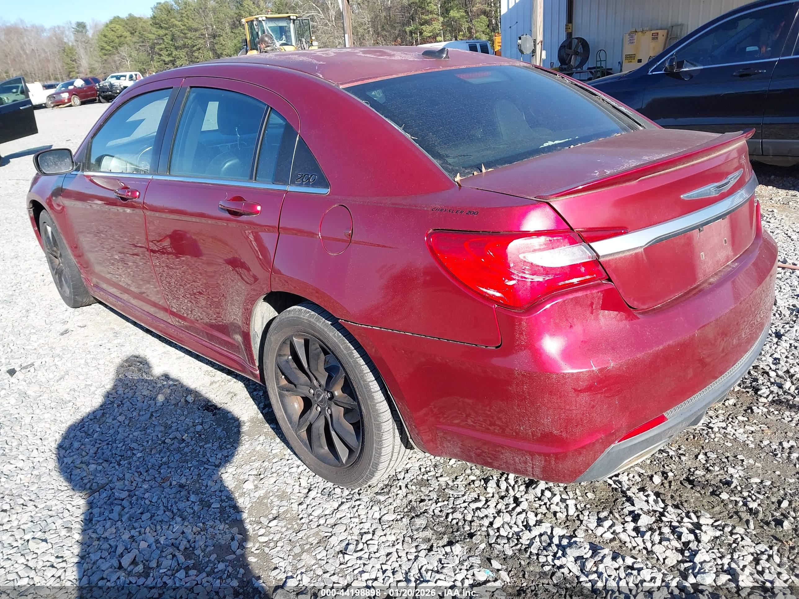 CHRYSLER 200 image 3