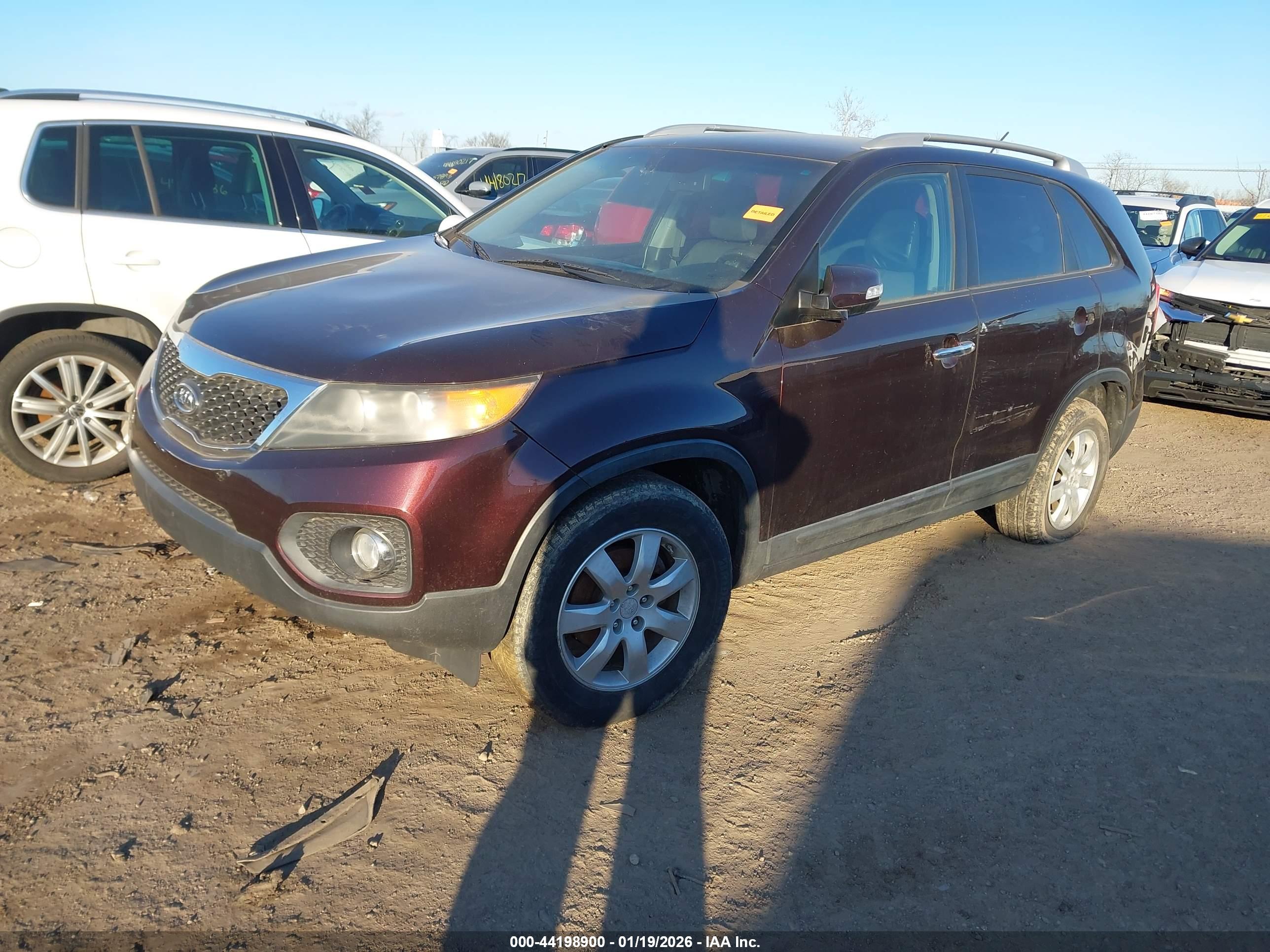 KIA SORENTO image 2