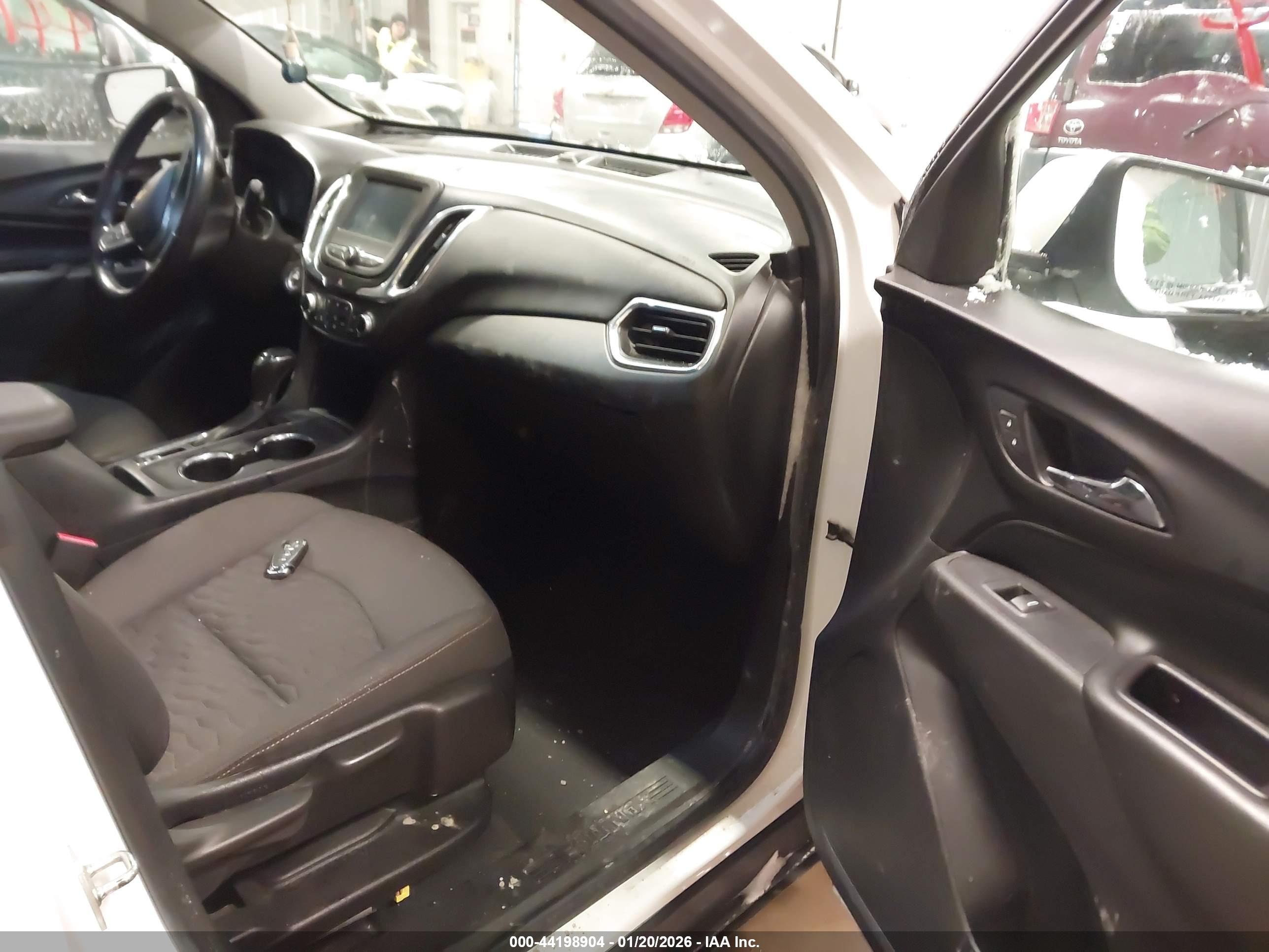 CHEVROLET EQUINOX image 5